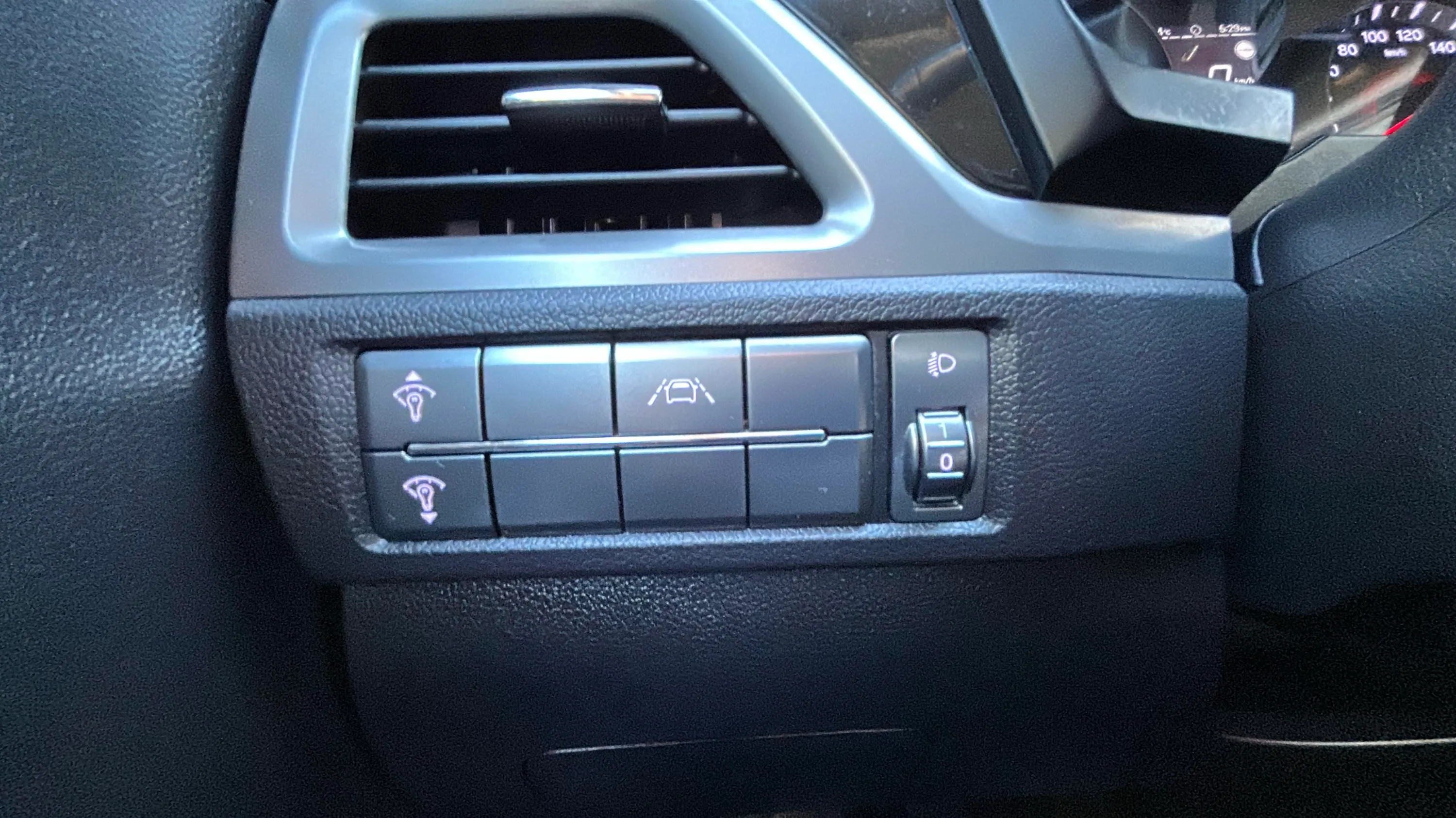 SsangYong Korando G15T LP Limited - foto 18