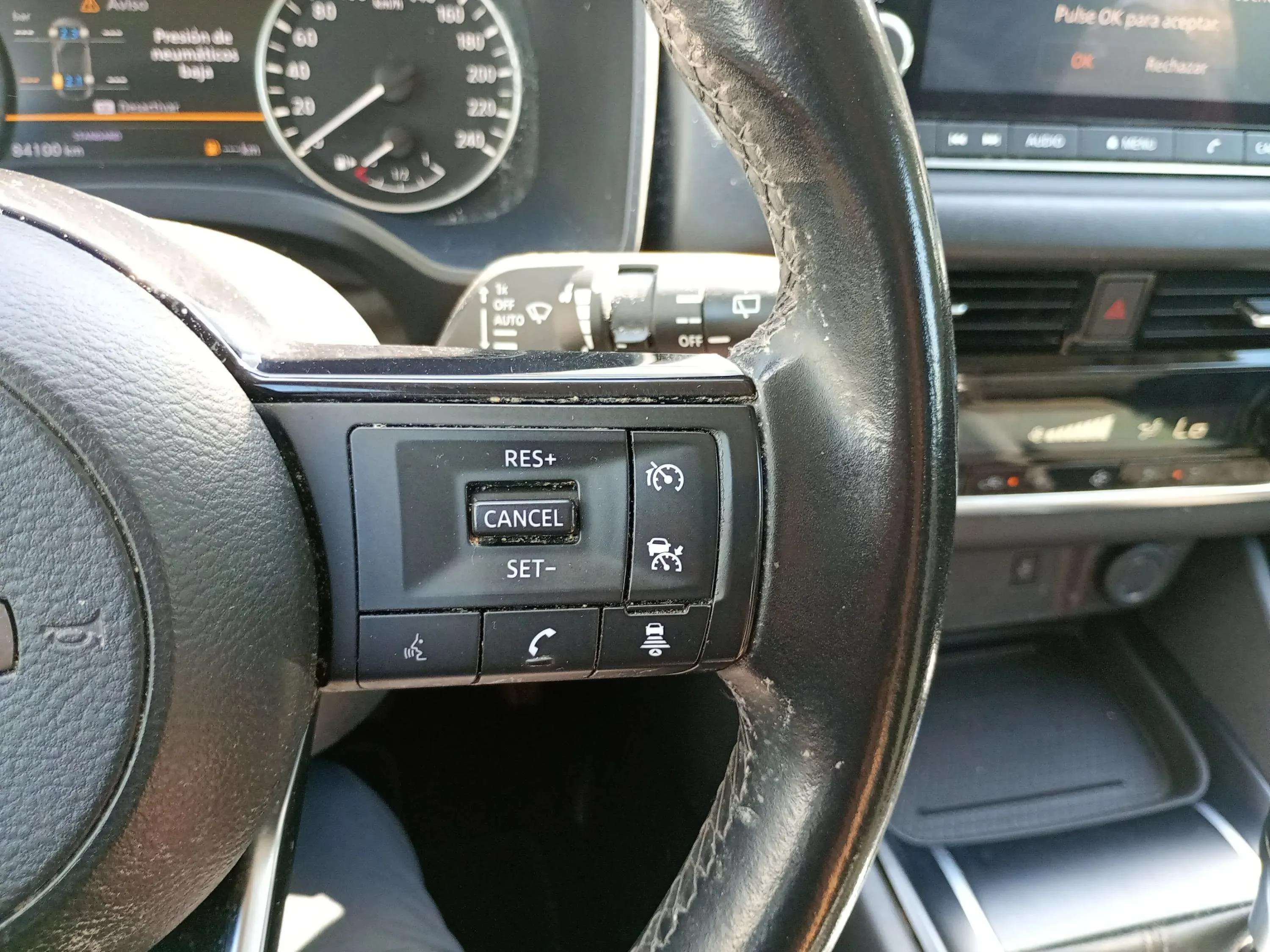 Nissan Qashqai DIG-T mHEV 4x2 Acenta - foto 17