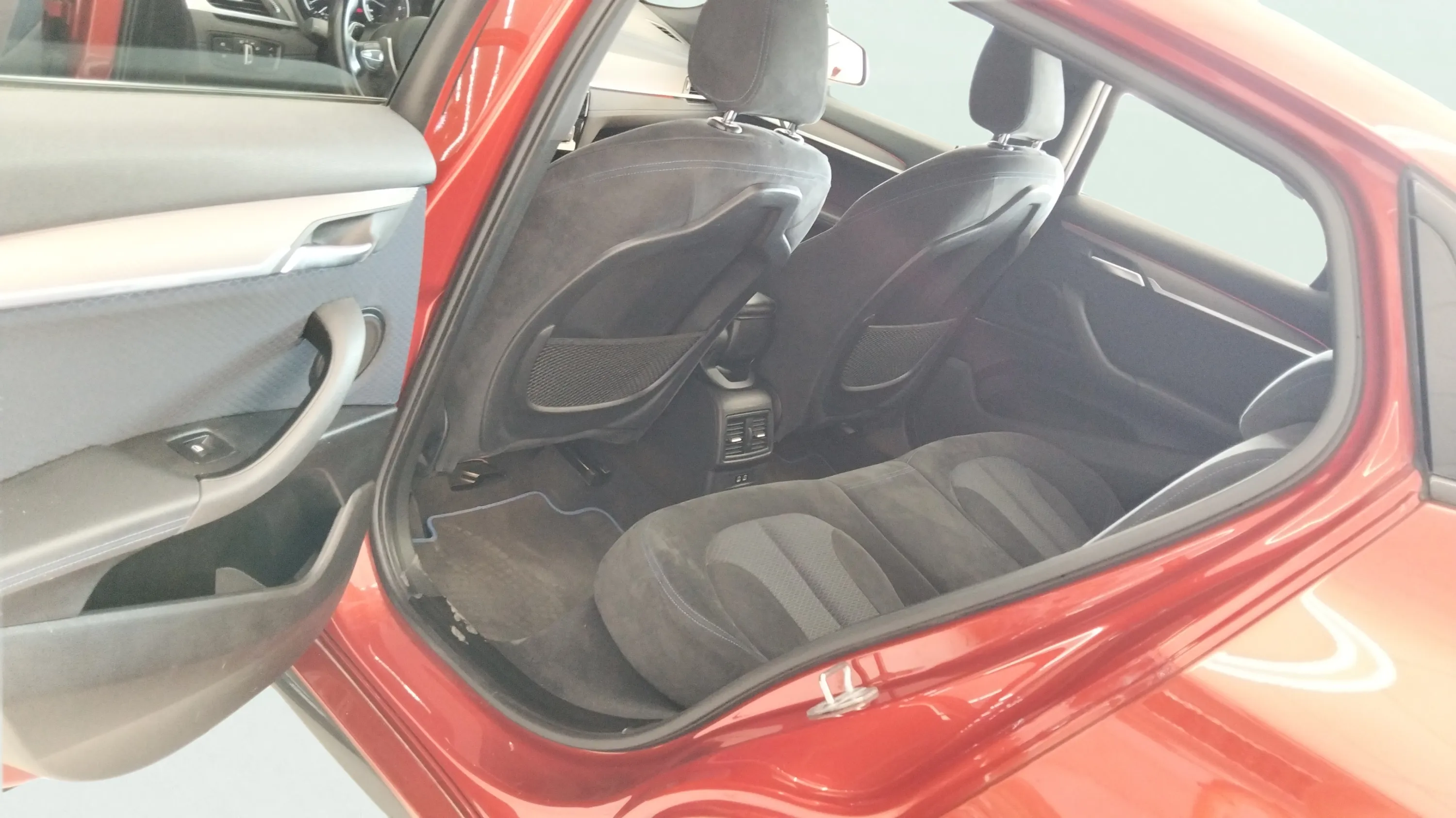 BMW X2 xDrive20dA - foto 11