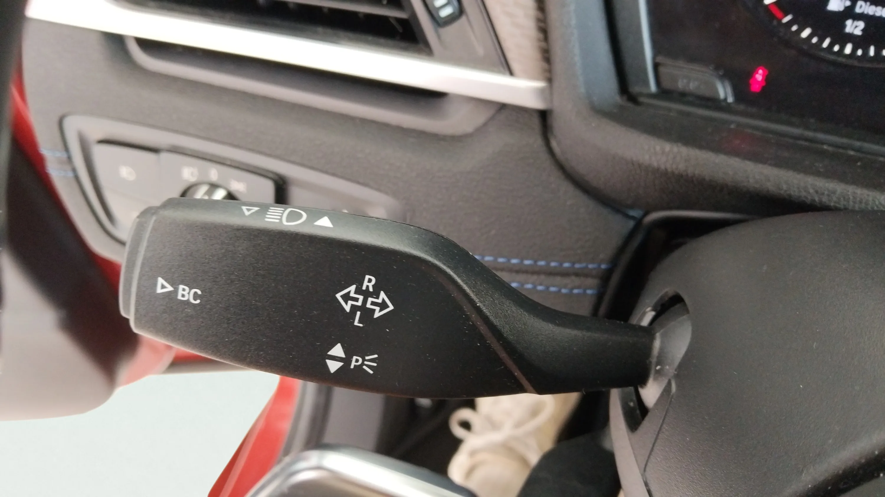 BMW X2 xDrive20dA - foto 26