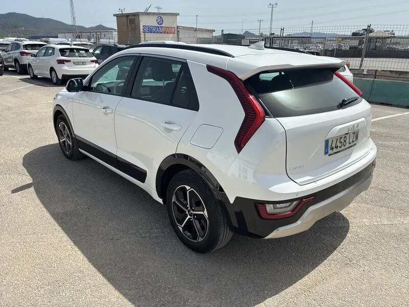 Kia Niro 1.6 GDi HEV Drive - foto 4