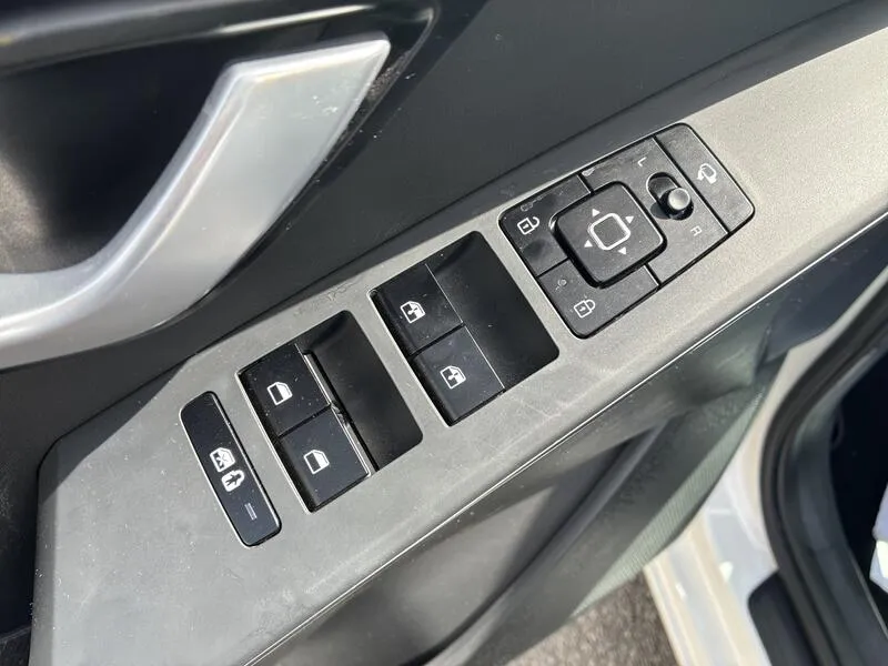 Kia Niro 1.6 GDi HEV Drive - foto 28