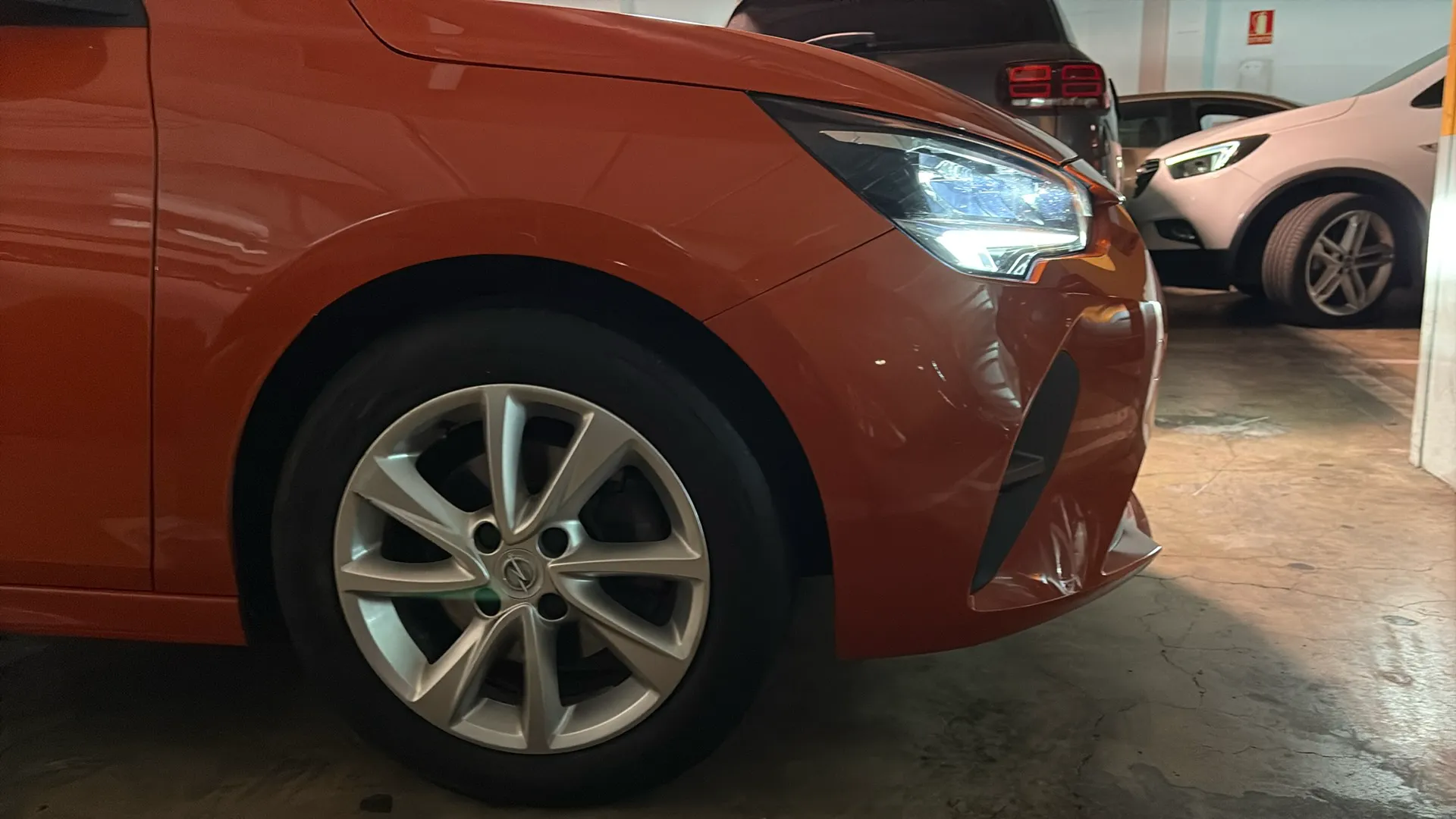 Opel Corsa 1.2T XHL Elegance - foto 19