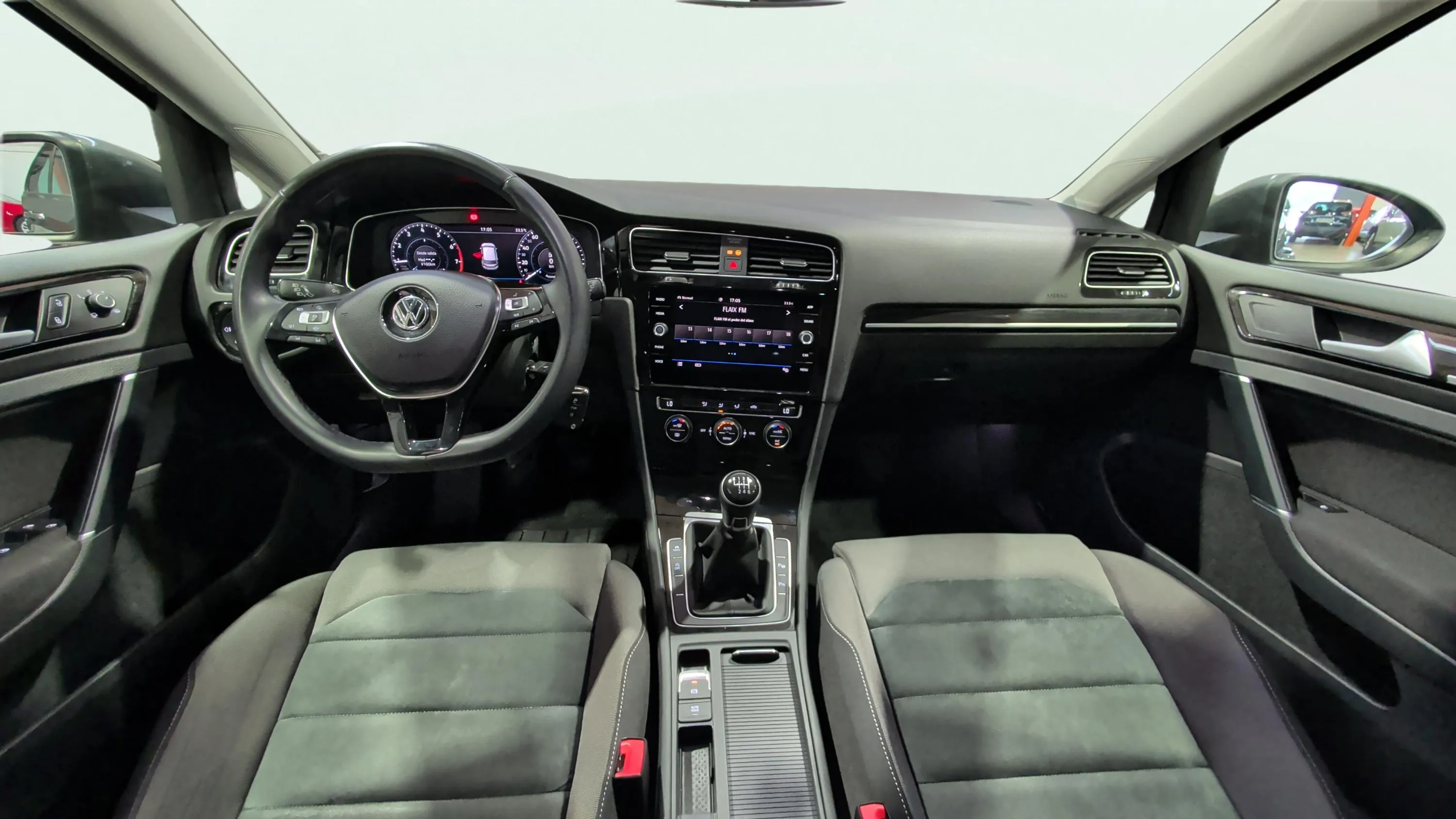 Volkswagen Golf Sport R-Line 1.5 TSI - foto 11