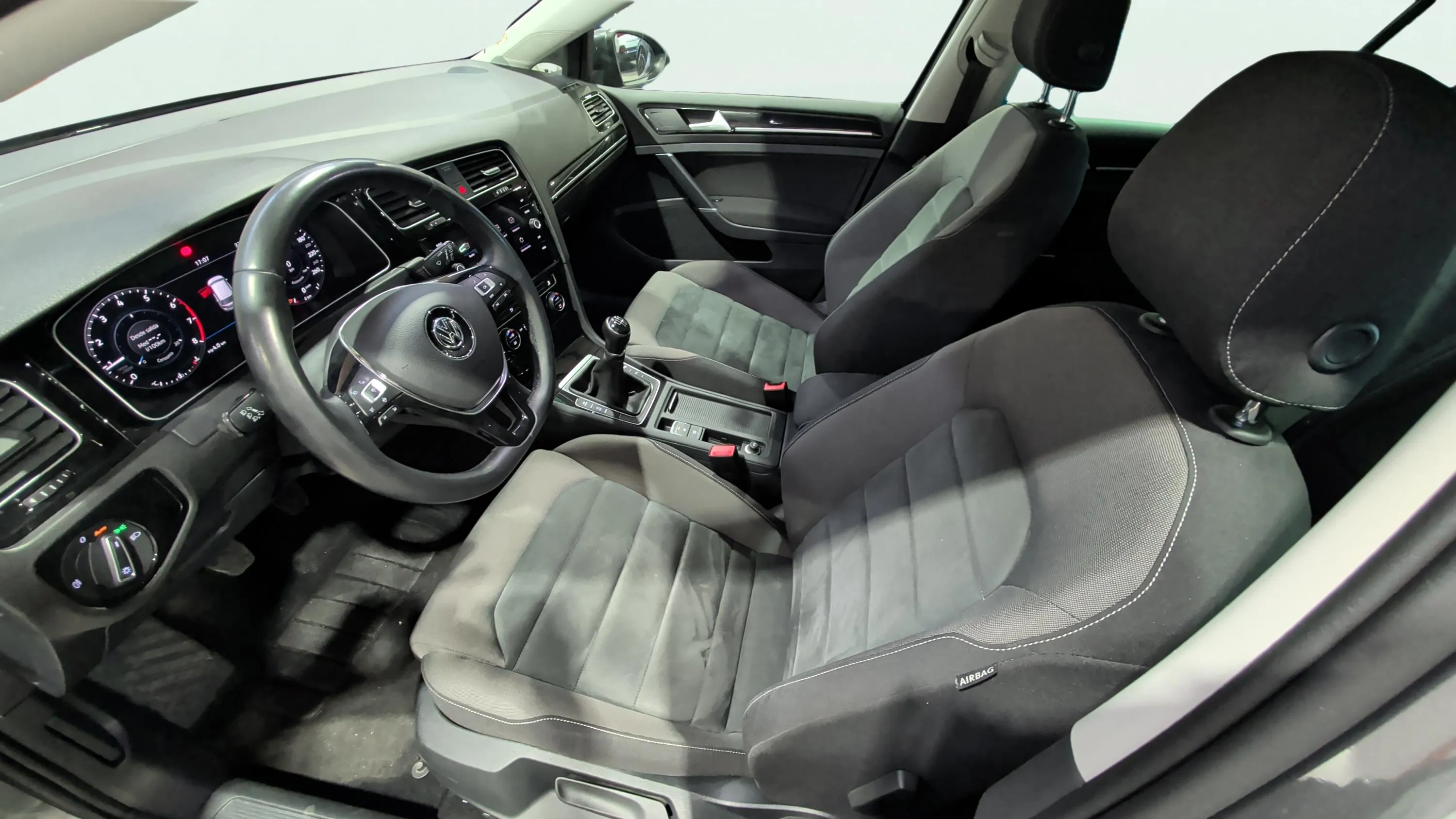 Volkswagen Golf Sport R-Line 1.5 TSI - foto 21