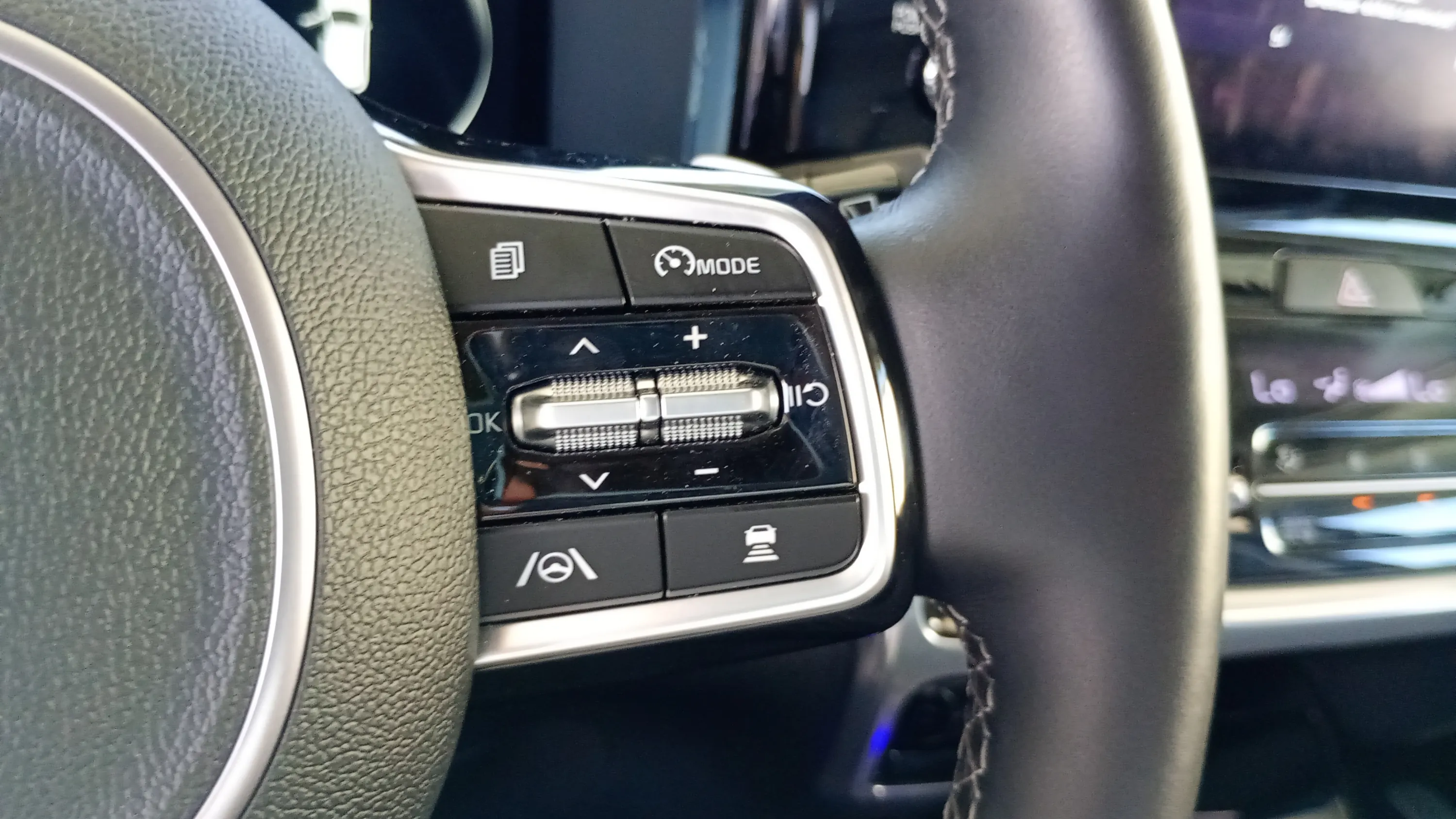 Kia Sorento 1.6 T-GDi PHEV Emotion 4x4 7 plazas - foto 12