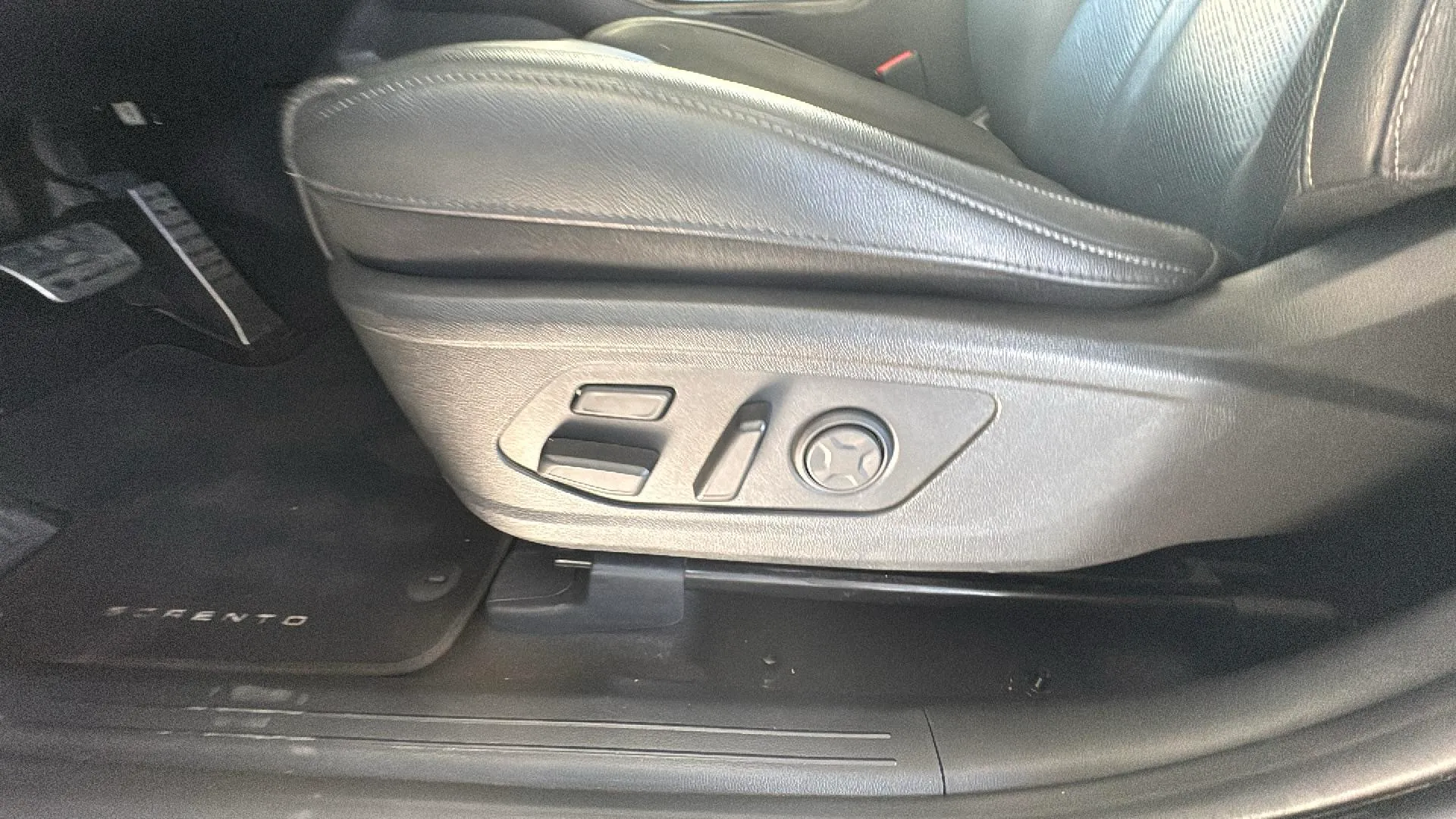 Kia Sorento 1.6 T-GDi PHEV Emotion 4x4 7 plazas - foto 29