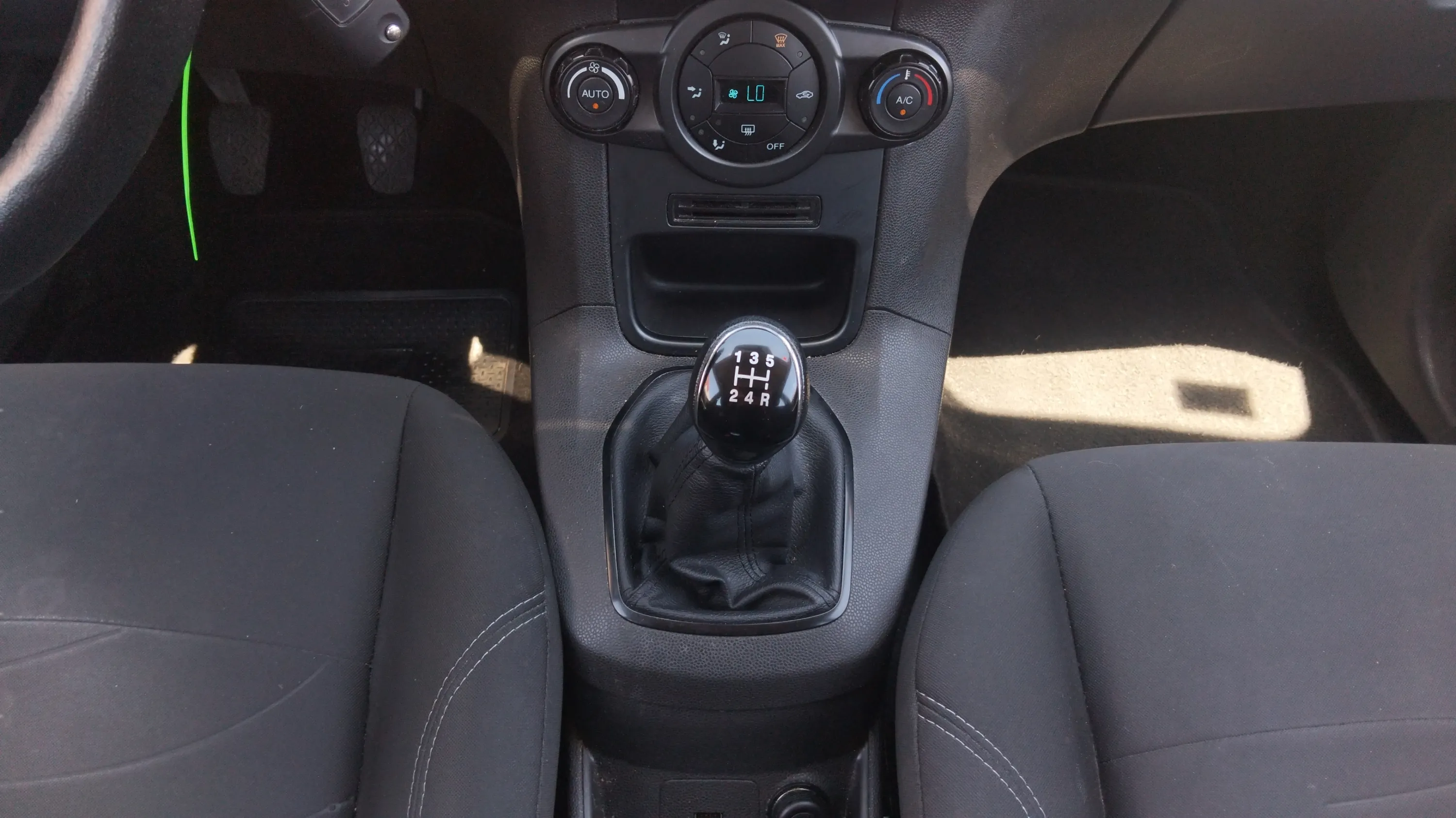 Ford Fiesta 1.0 EcoBoost Active - foto 15