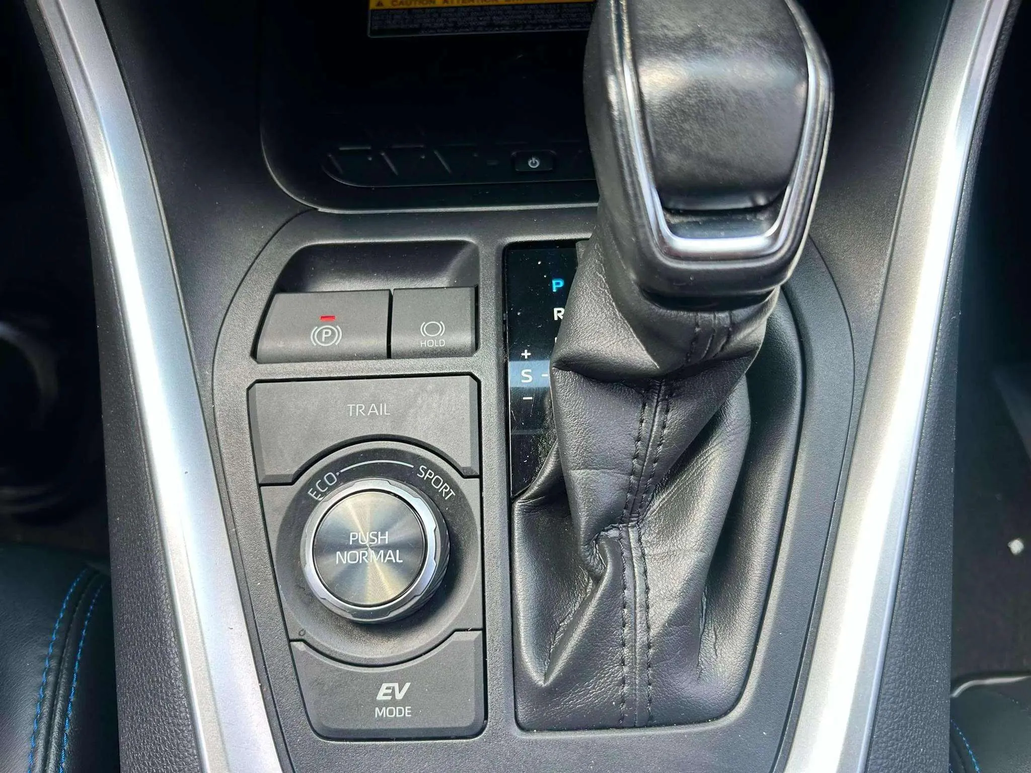 Toyota RAV4 2.5l 220H Feel! - foto 19