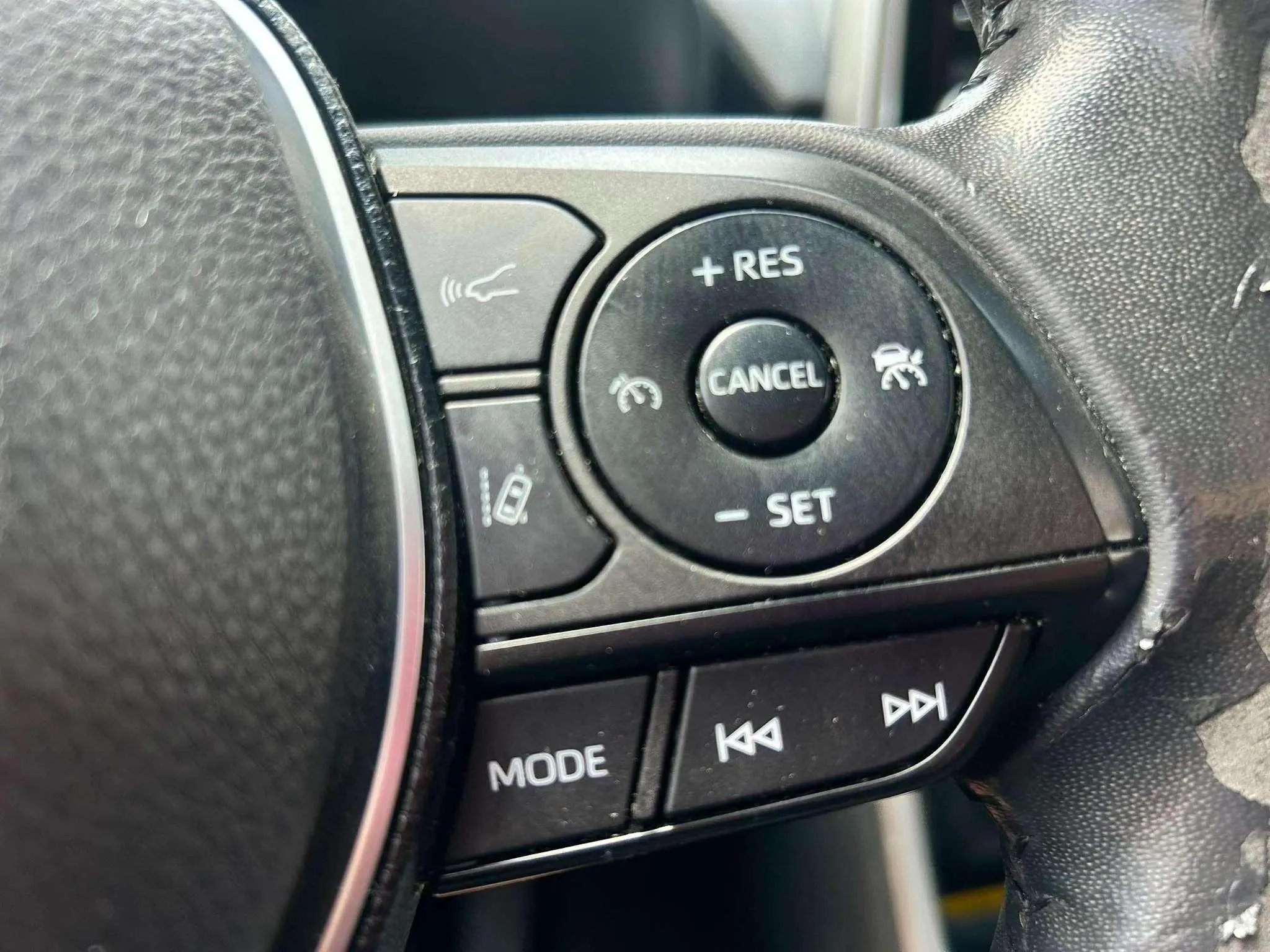 Toyota RAV4 2.5l 220H Feel! - foto 12