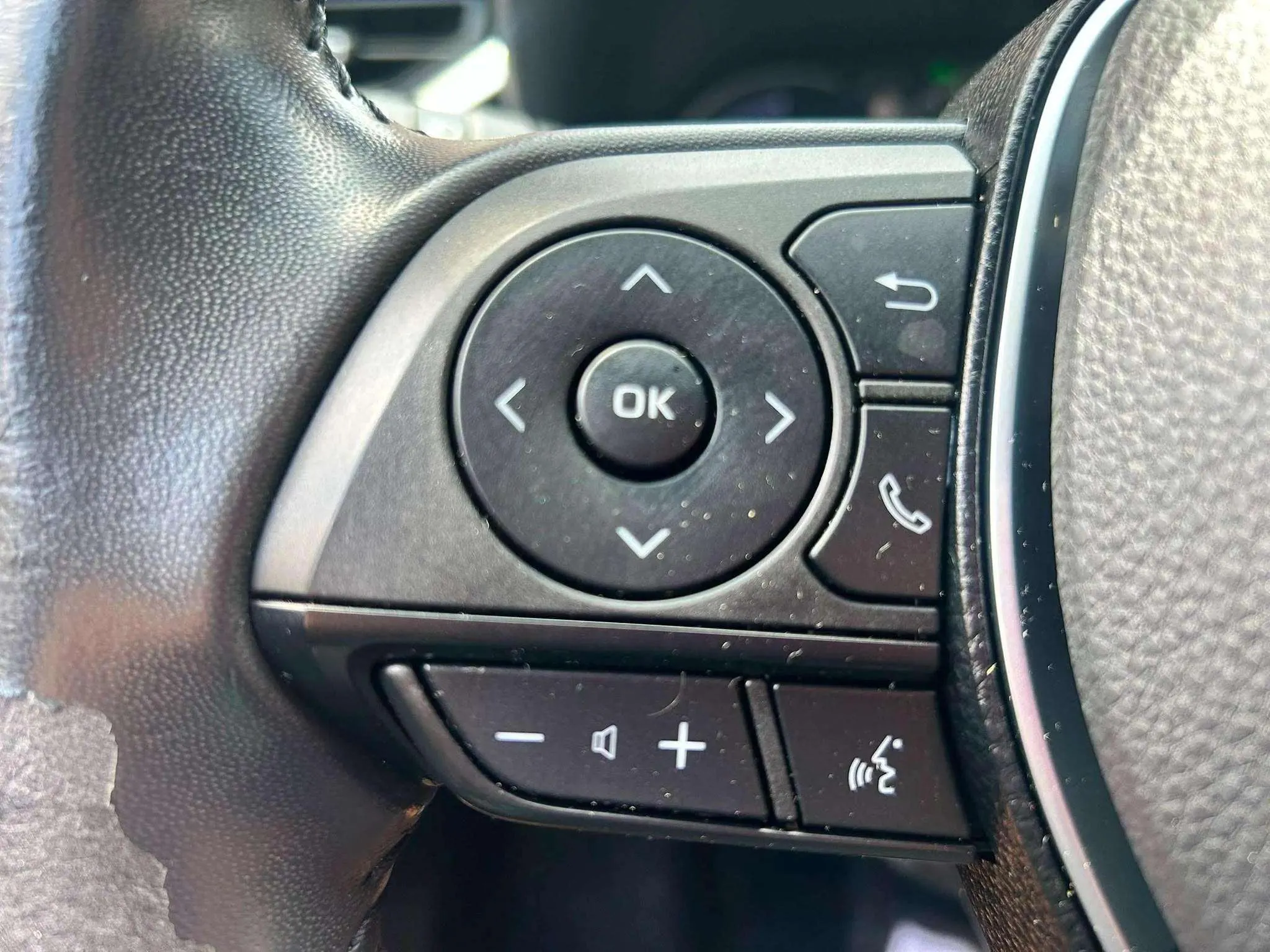 Toyota RAV4 2.5l 220H Feel! - foto 11