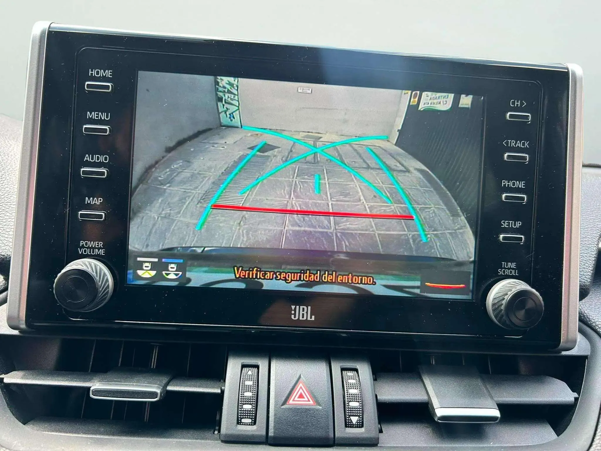 Toyota RAV4 2.5l 220H Feel! - foto 25