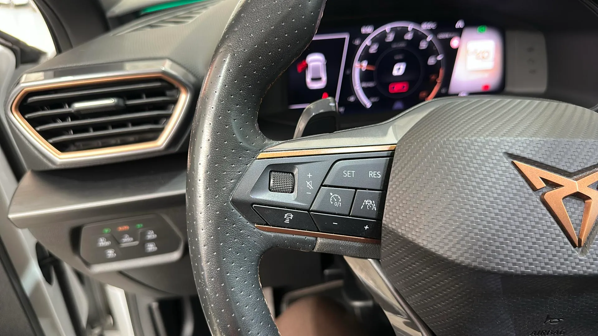 Cupra León 1.5 eTSI DSG - foto 11
