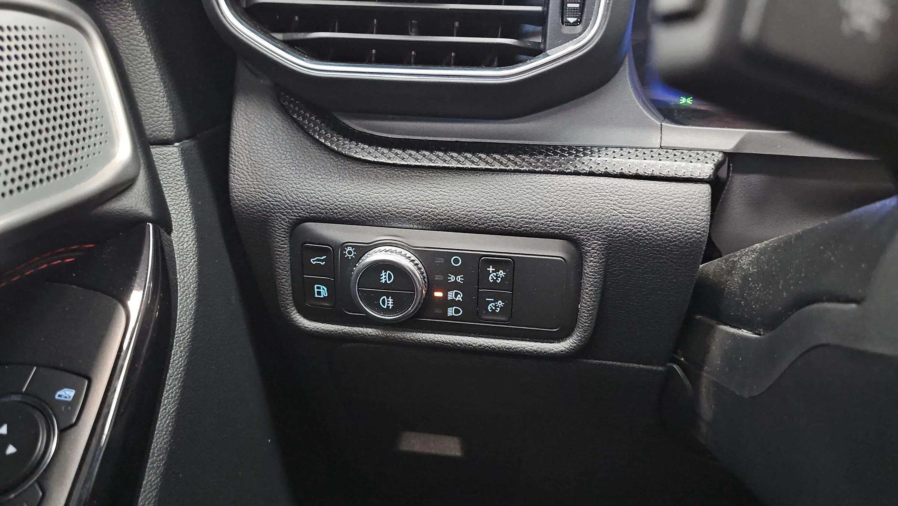 Ford Explorer 3.0 PHEV AWD ST-Line - foto 17