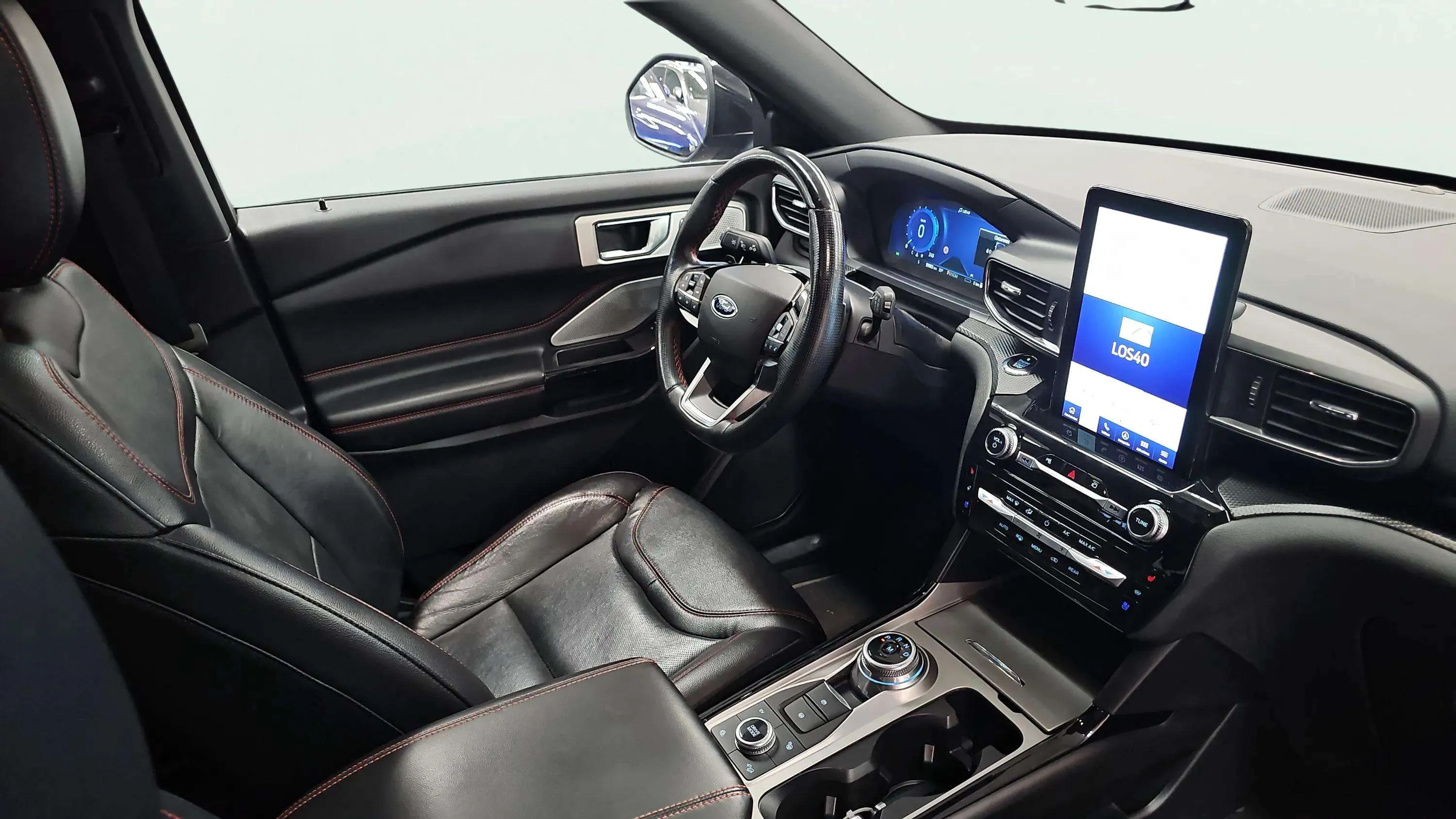 Ford Explorer 3.0 PHEV AWD ST-Line - foto 11