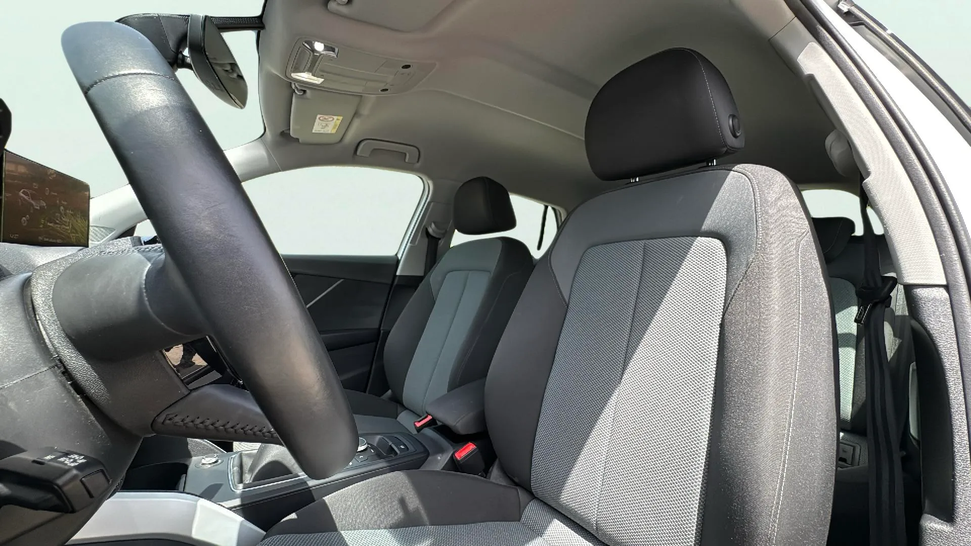 Audi Q2 Advanced 30 TFSI - foto 17