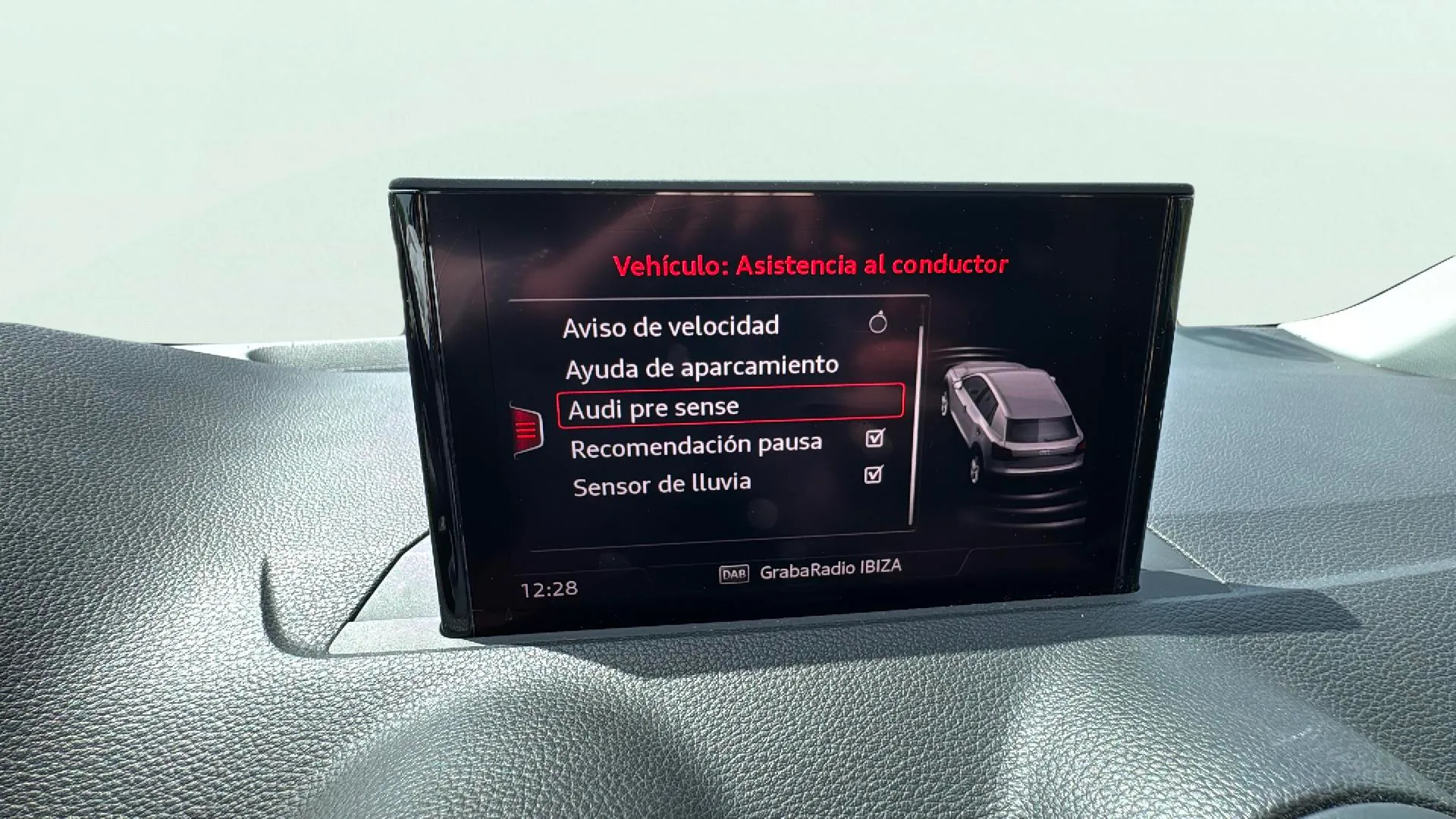 Audi Q2 Advanced 30 TFSI - foto 26