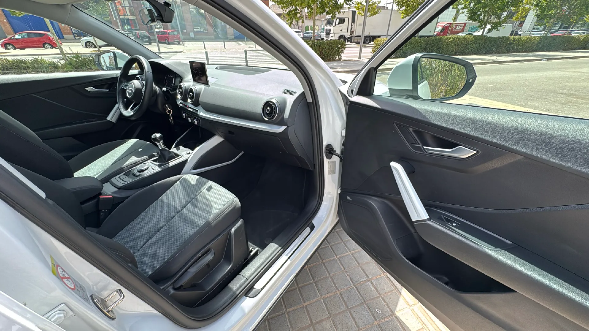 Audi Q2 Advanced 30 TFSI - foto 15