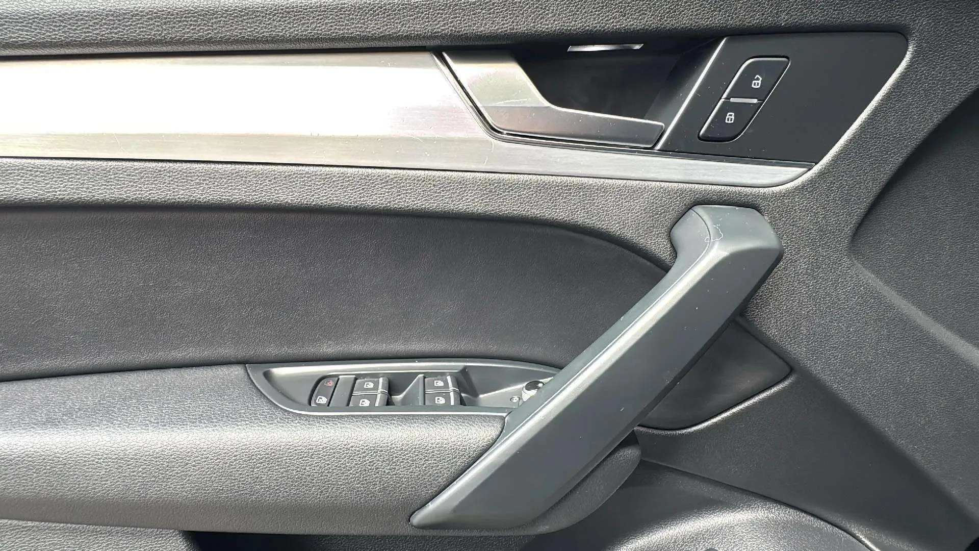 Audi Q5 2.0 TDI quattro S tronic - foto 20