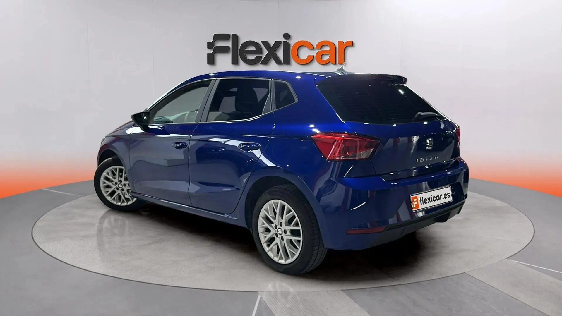 SEAT Ibiza 1.0 TSI Reference Business - foto 5