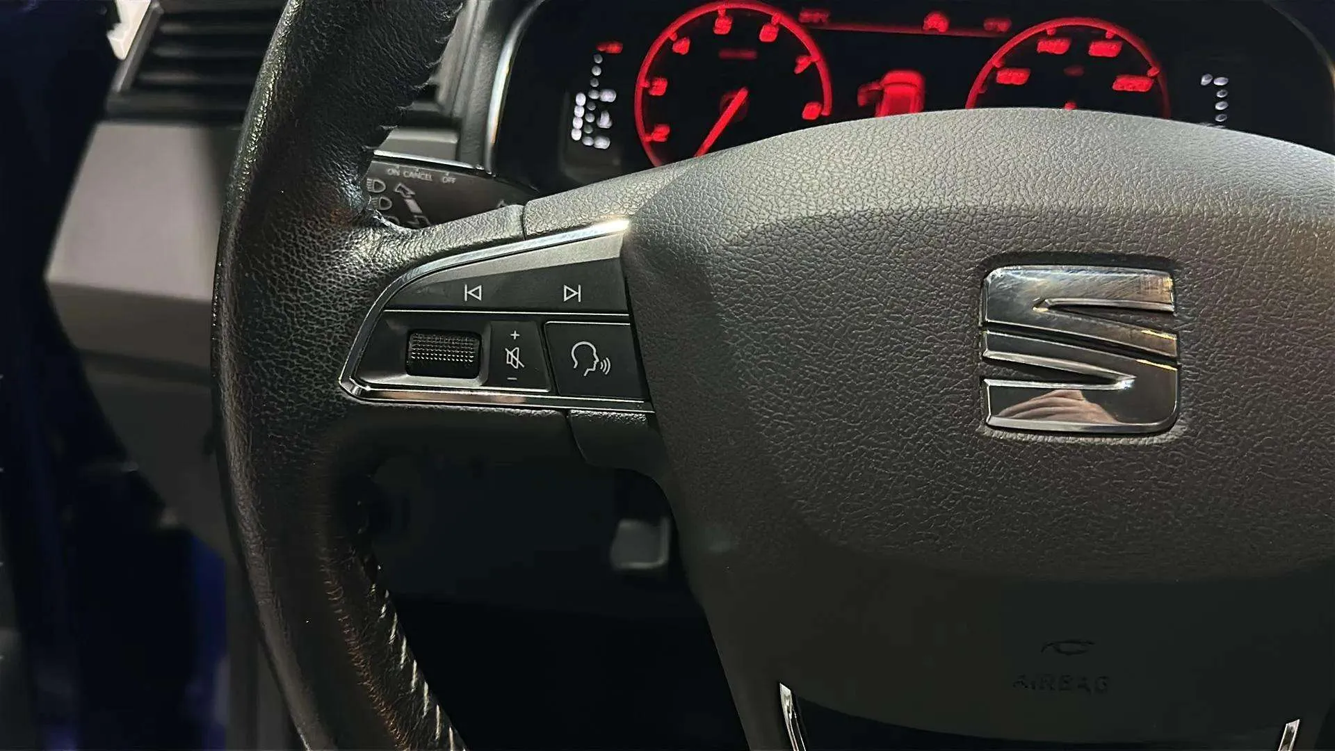 SEAT Ibiza 1.0 TSI Reference Business - foto 14