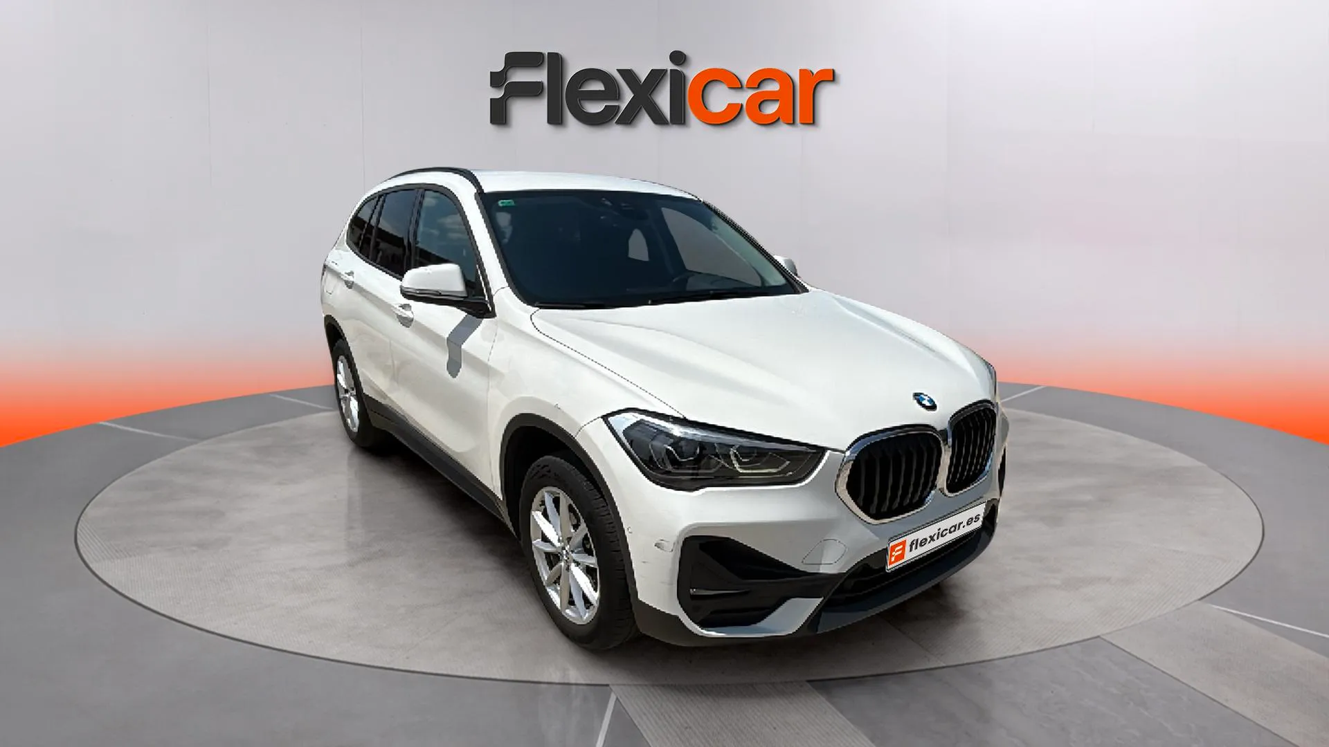 BMW X1 sDrive18d - foto 17