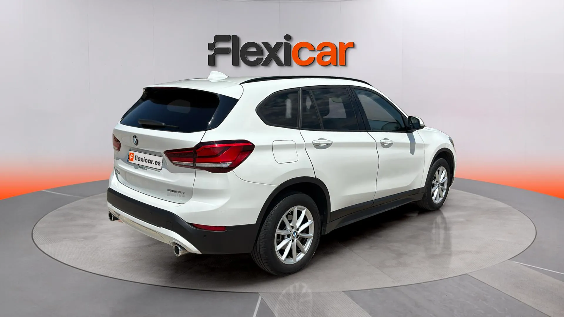 BMW X1 sDrive18d - foto 7