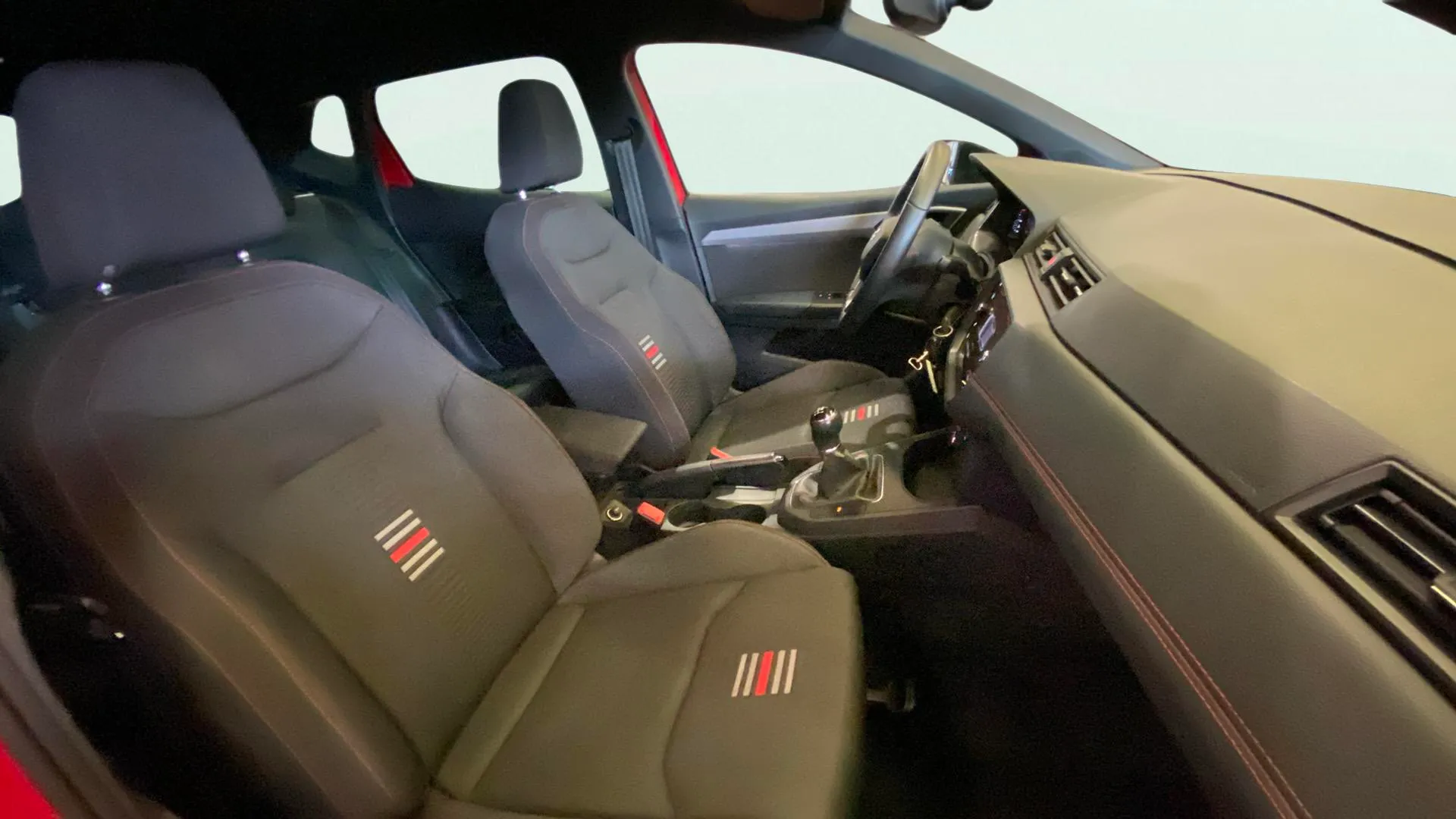 SEAT Ibiza 1.0 TSI FR - foto 12