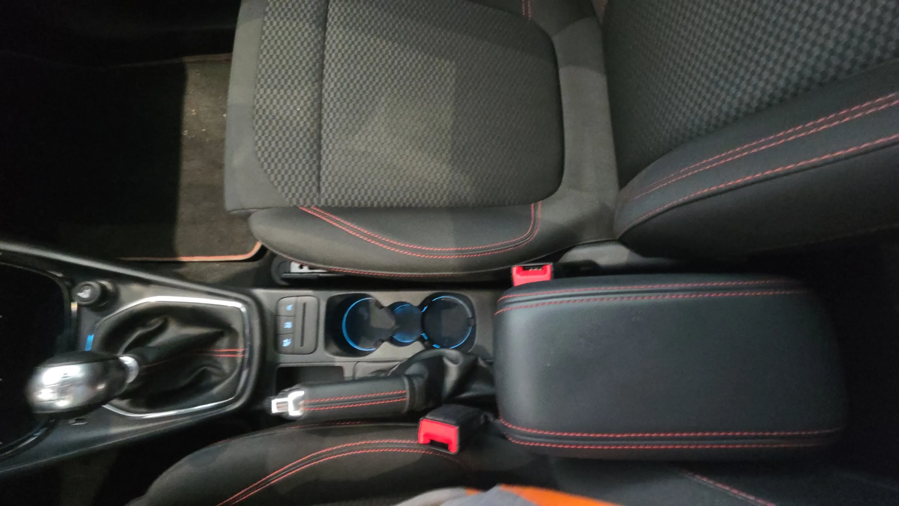 Ford Puma 1.0 EcoBoost ST-Line MHEV - foto 20