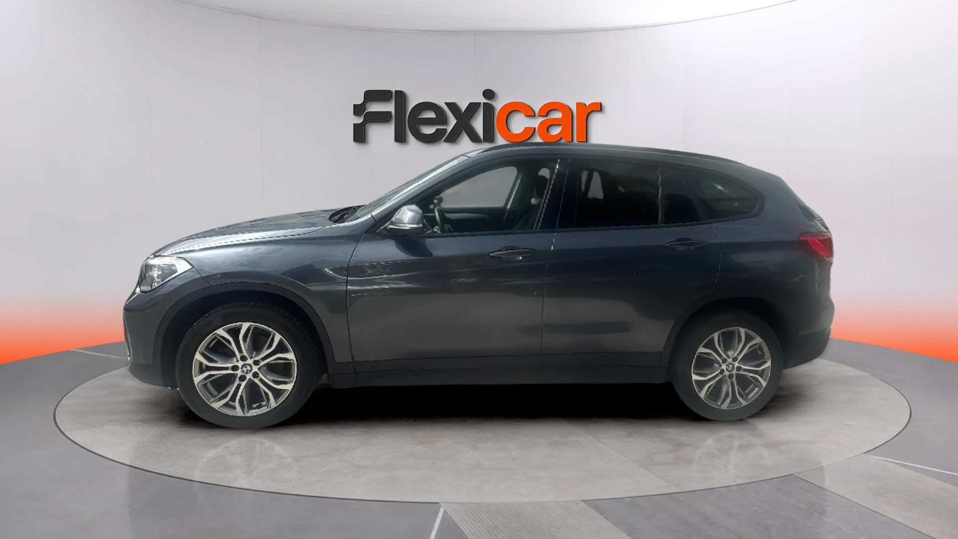 BMW X1 sDrive18d - foto 4