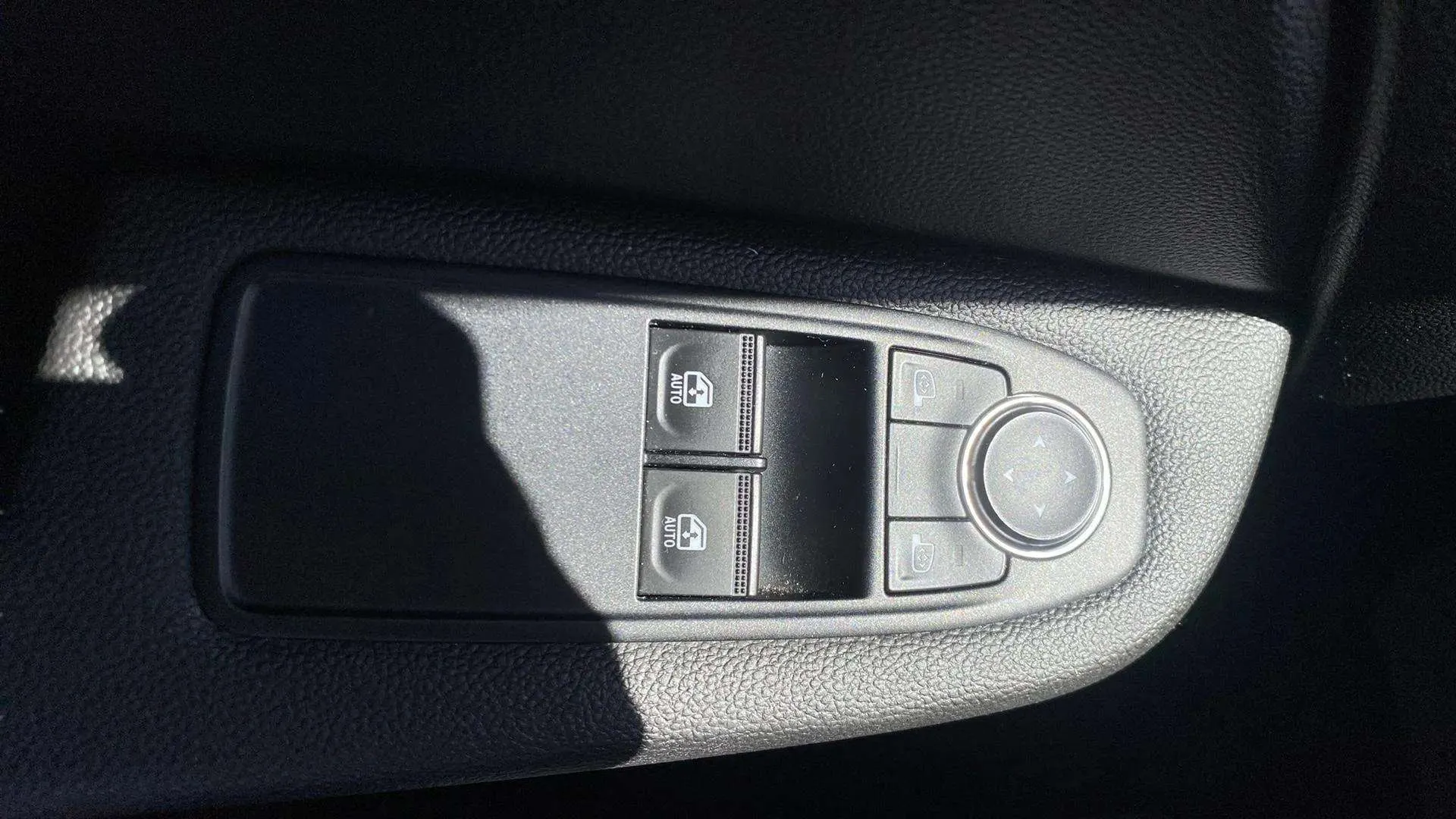 Renault Clio Equilibre TCe - foto 21