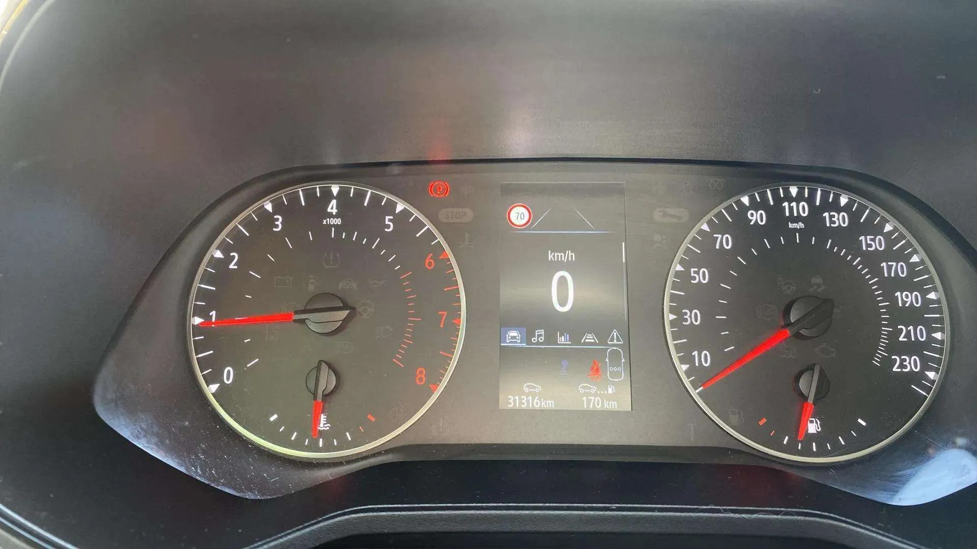 Renault Clio Equilibre TCe - foto 12