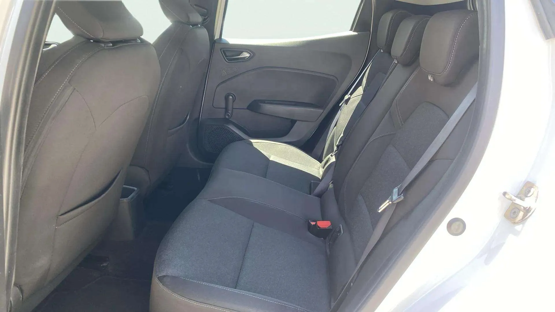 Renault Clio Equilibre TCe - foto 26