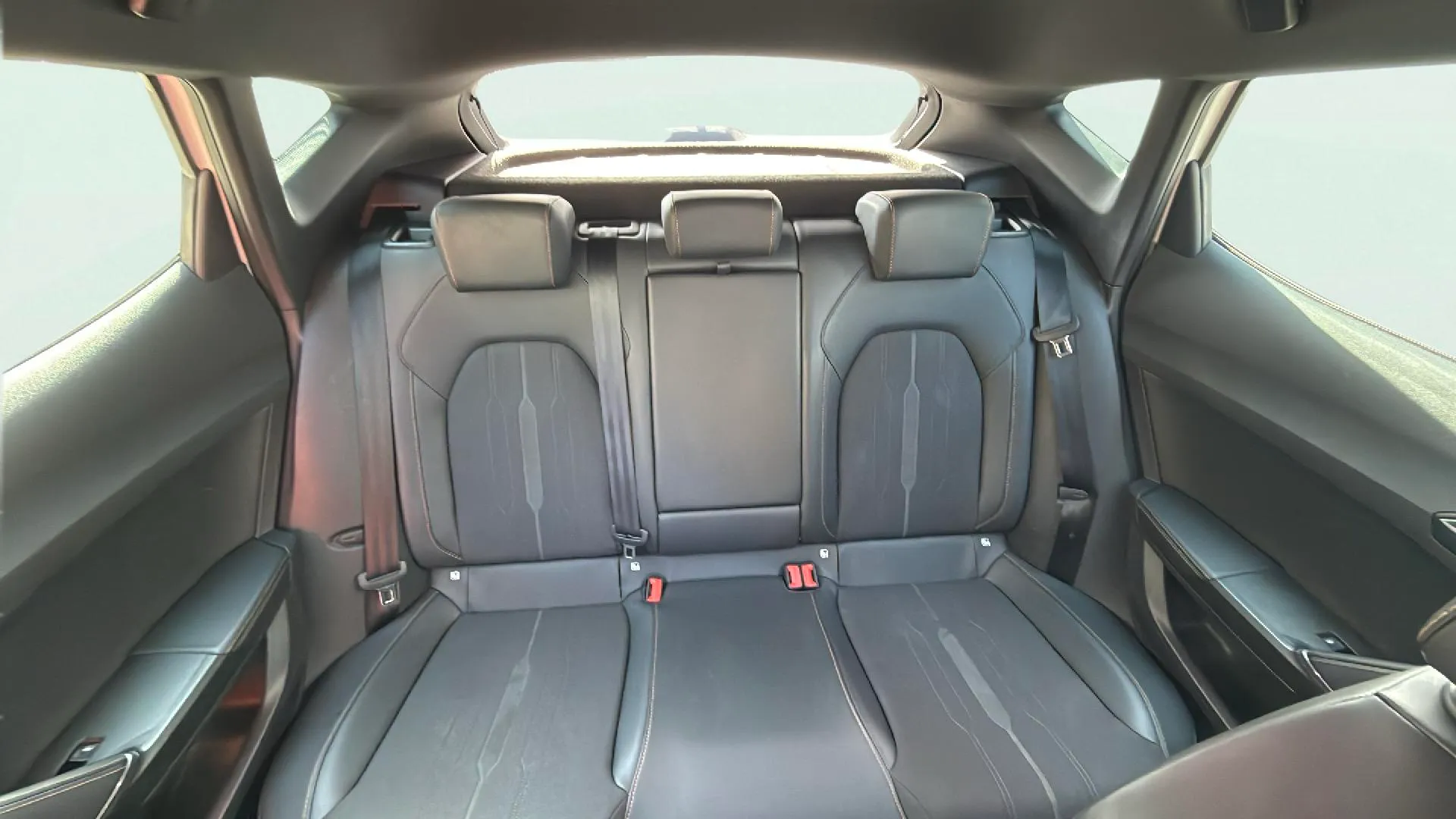 Cupra Formentor 1.5 TSI - foto 19