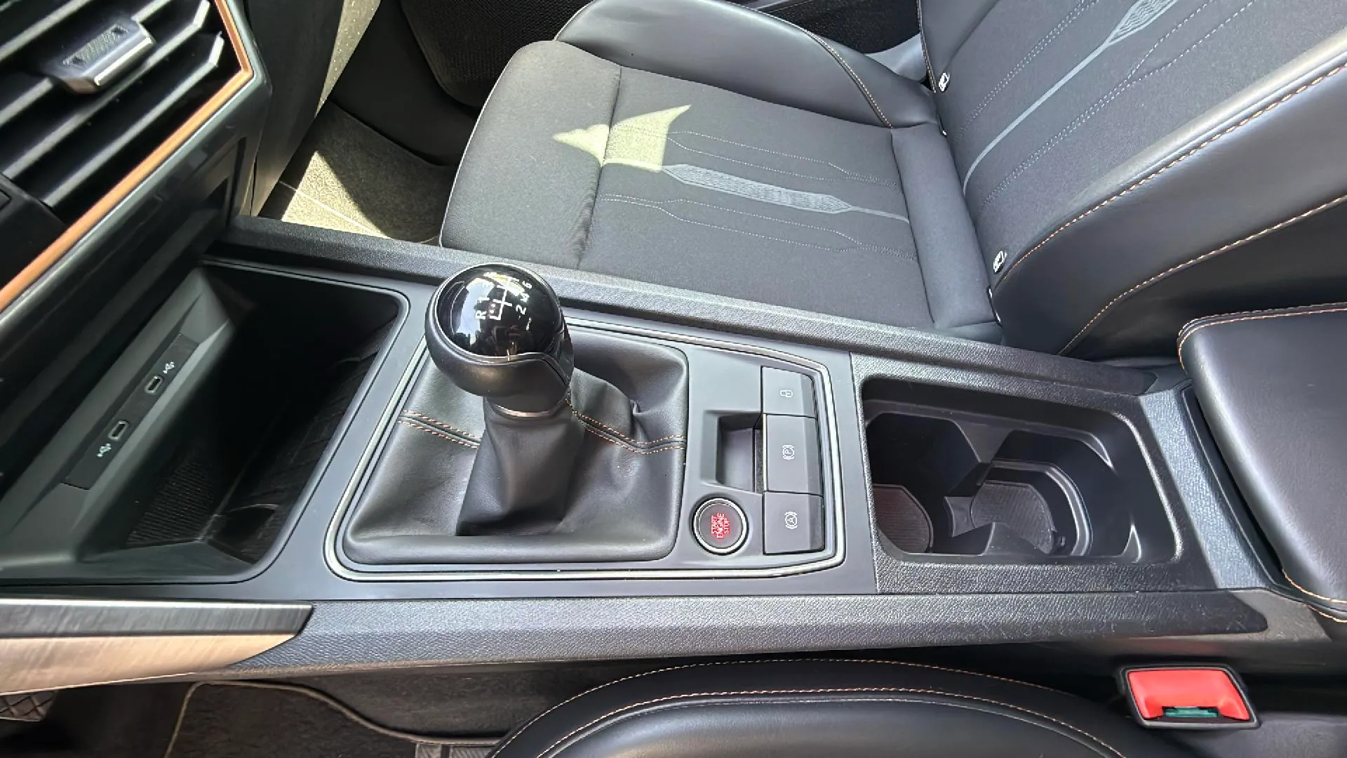 Cupra Formentor 1.5 TSI - foto 17