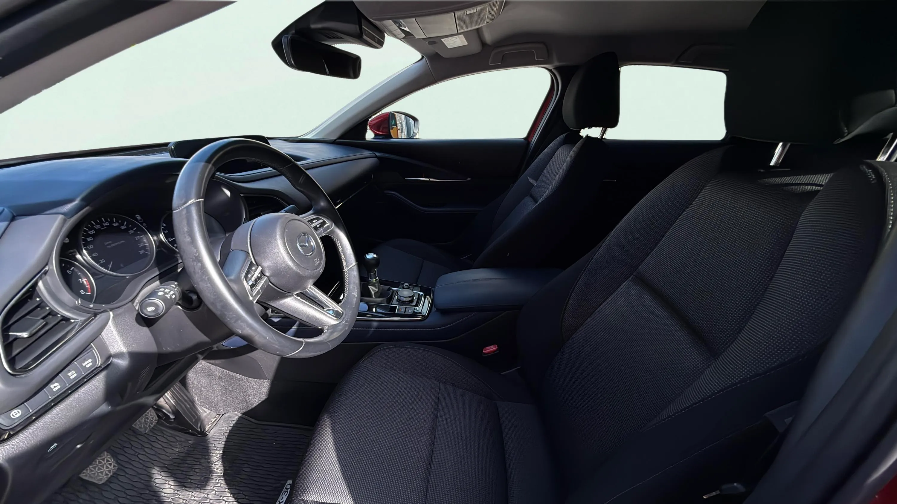 Mazda CX-30 SKYACTIV-X 2.0 Evolution - foto 16