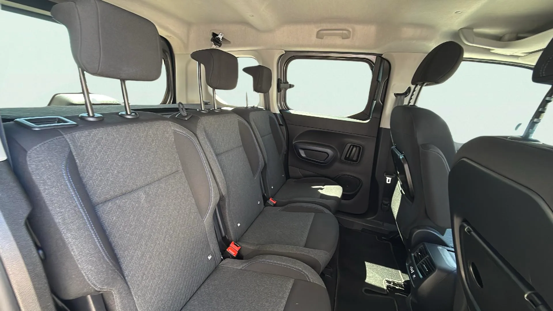 Peugeot Rifter Allure Standard PureTech - foto 20