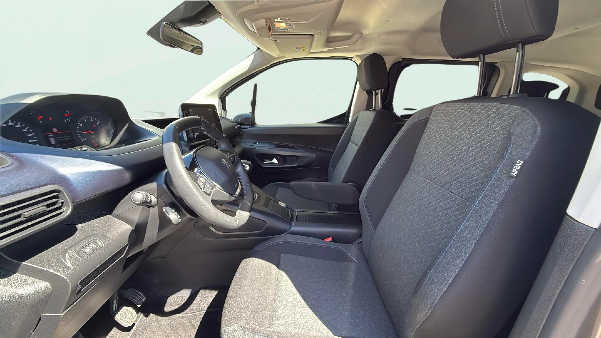 Peugeot Rifter Allure Standard PureTech - foto 18