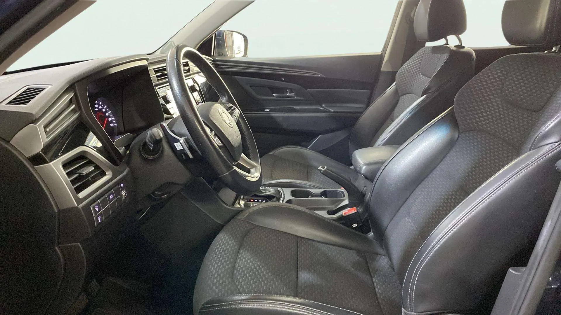 SsangYong Korando D16 4x2 DS AUT - foto 7