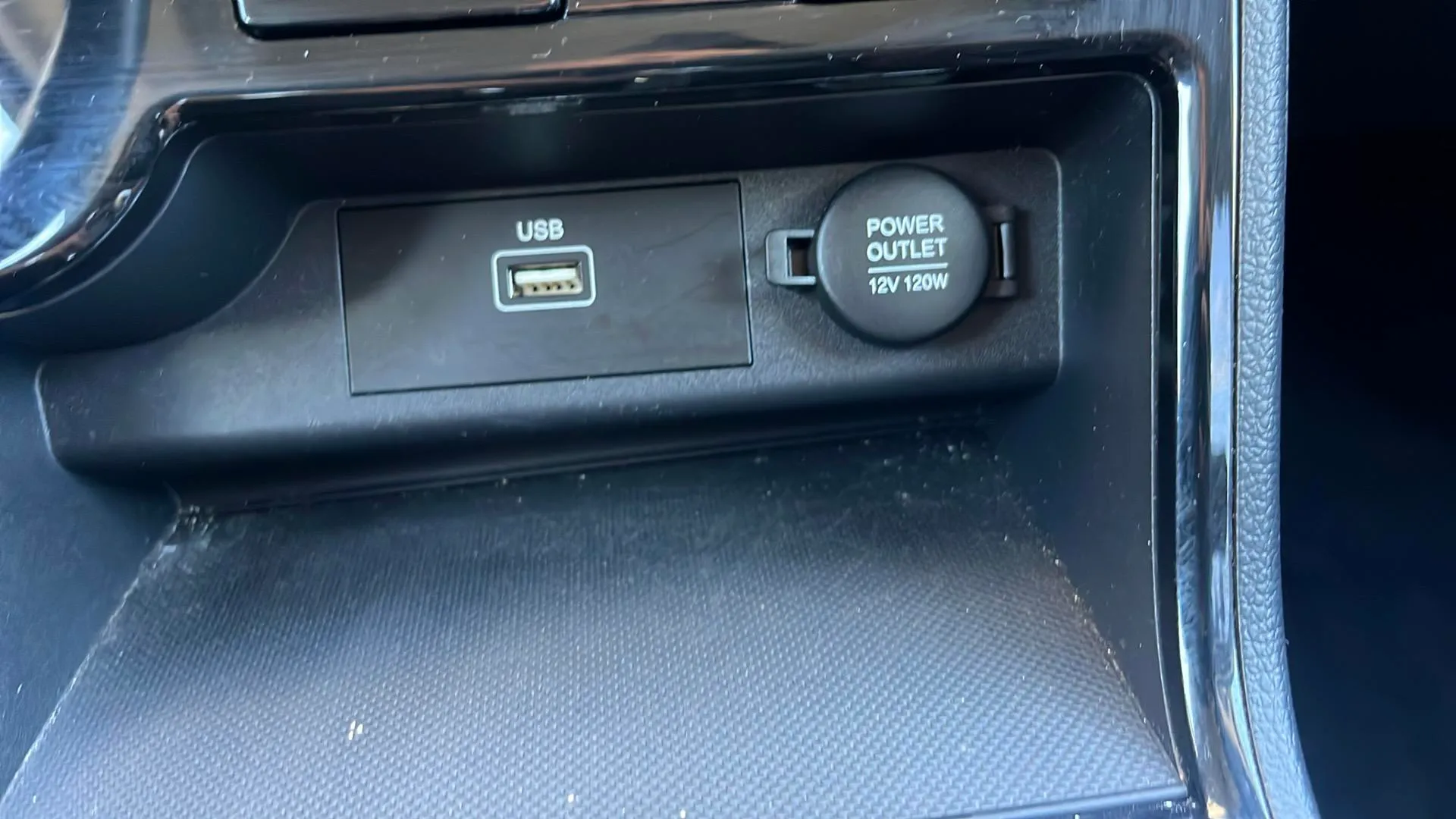 SsangYong Korando G15T LP Urban Plus - foto 17