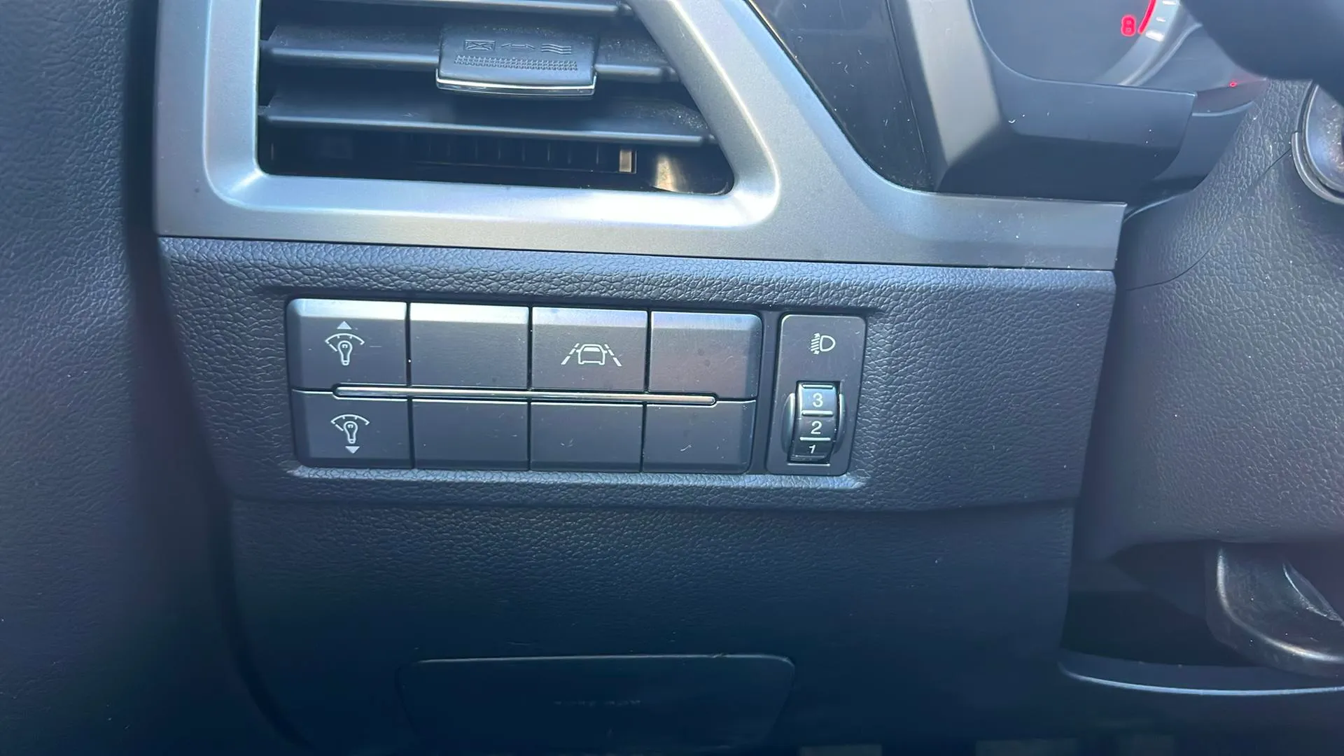 SsangYong Korando G15T LP Urban Plus - foto 19