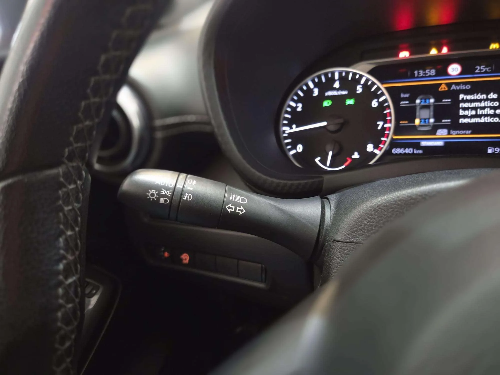 Nissan Juke DIG-T Acenta - foto 18