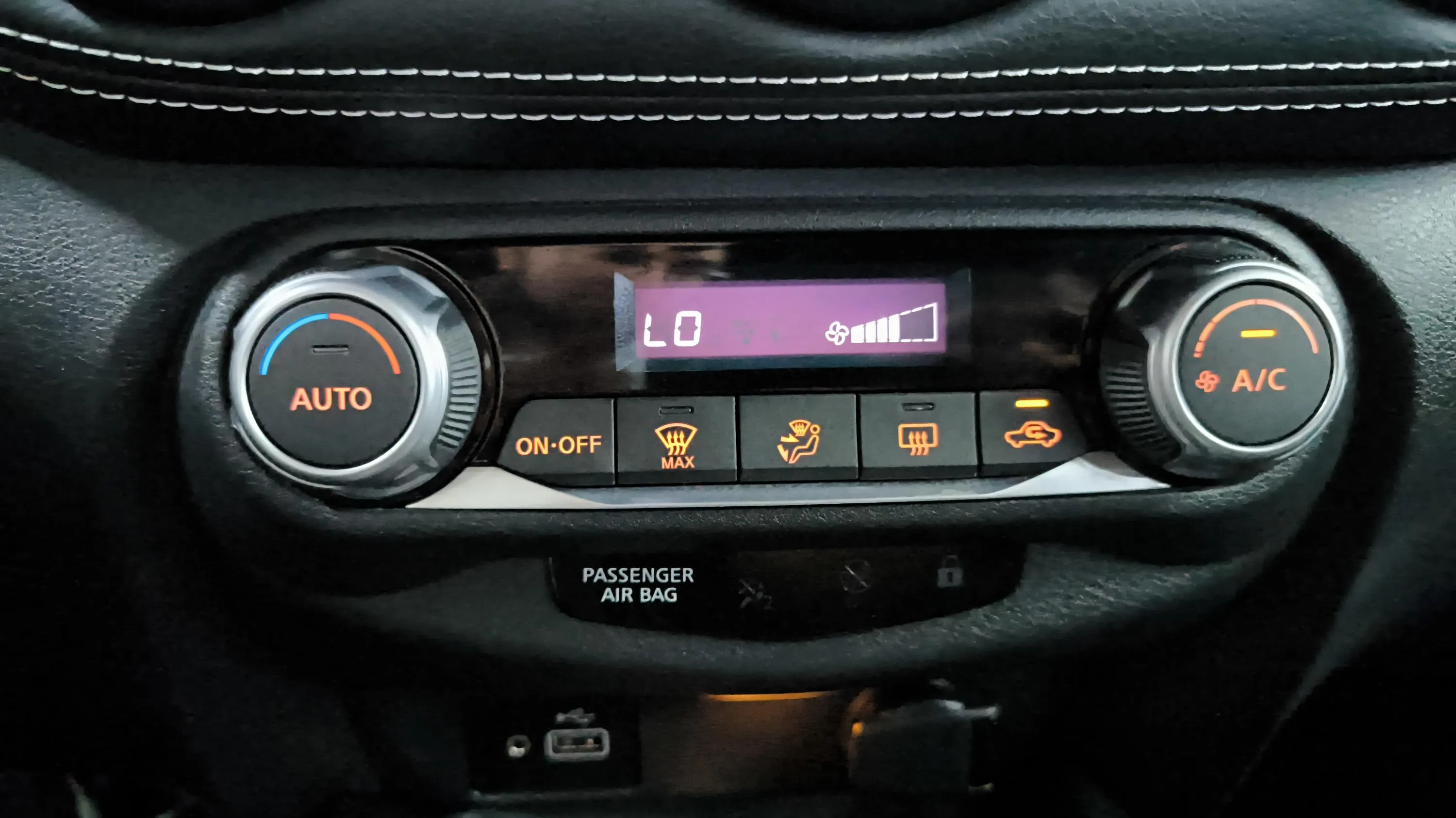 Nissan Juke DIG-T N-Connecta - foto 42