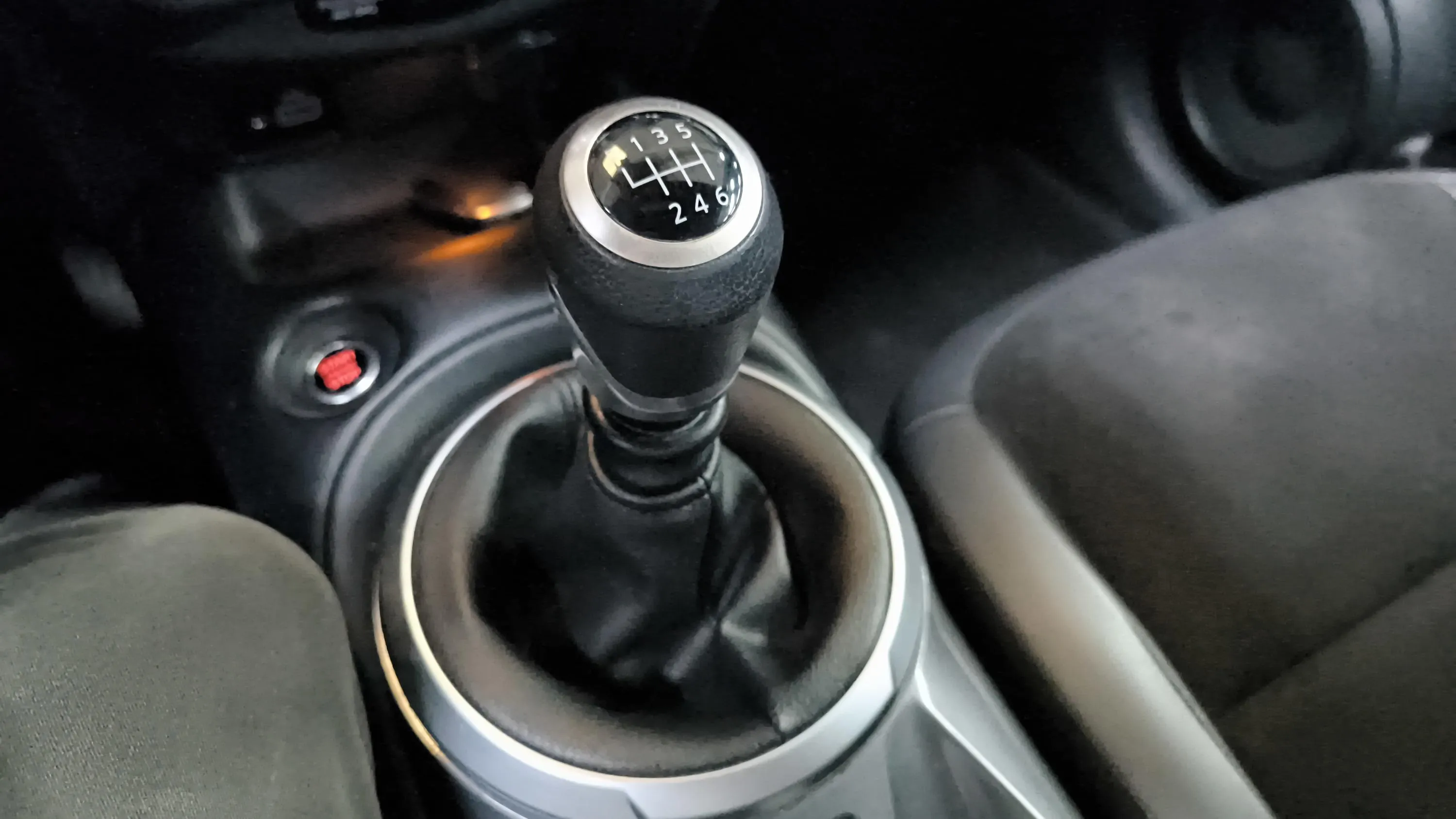 Nissan Juke DIG-T N-Connecta - foto 39