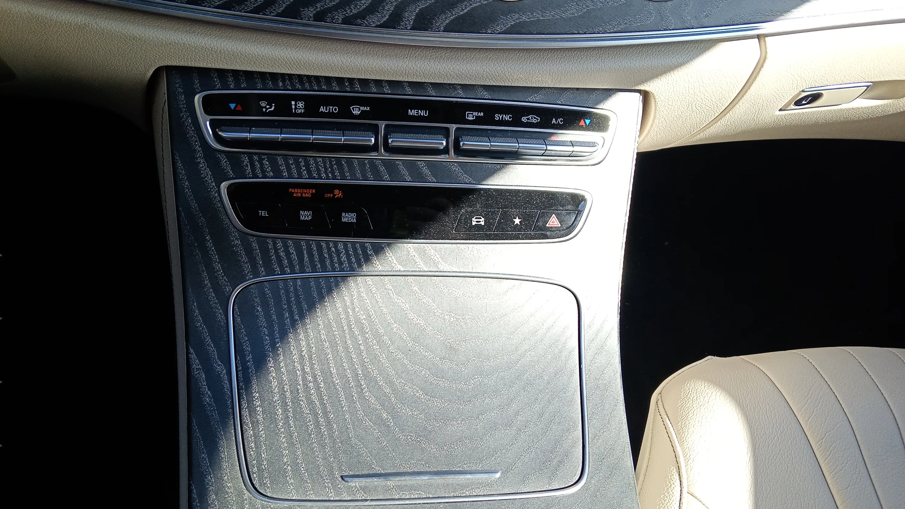 Mercedes-Benz CLS 350 - foto 15