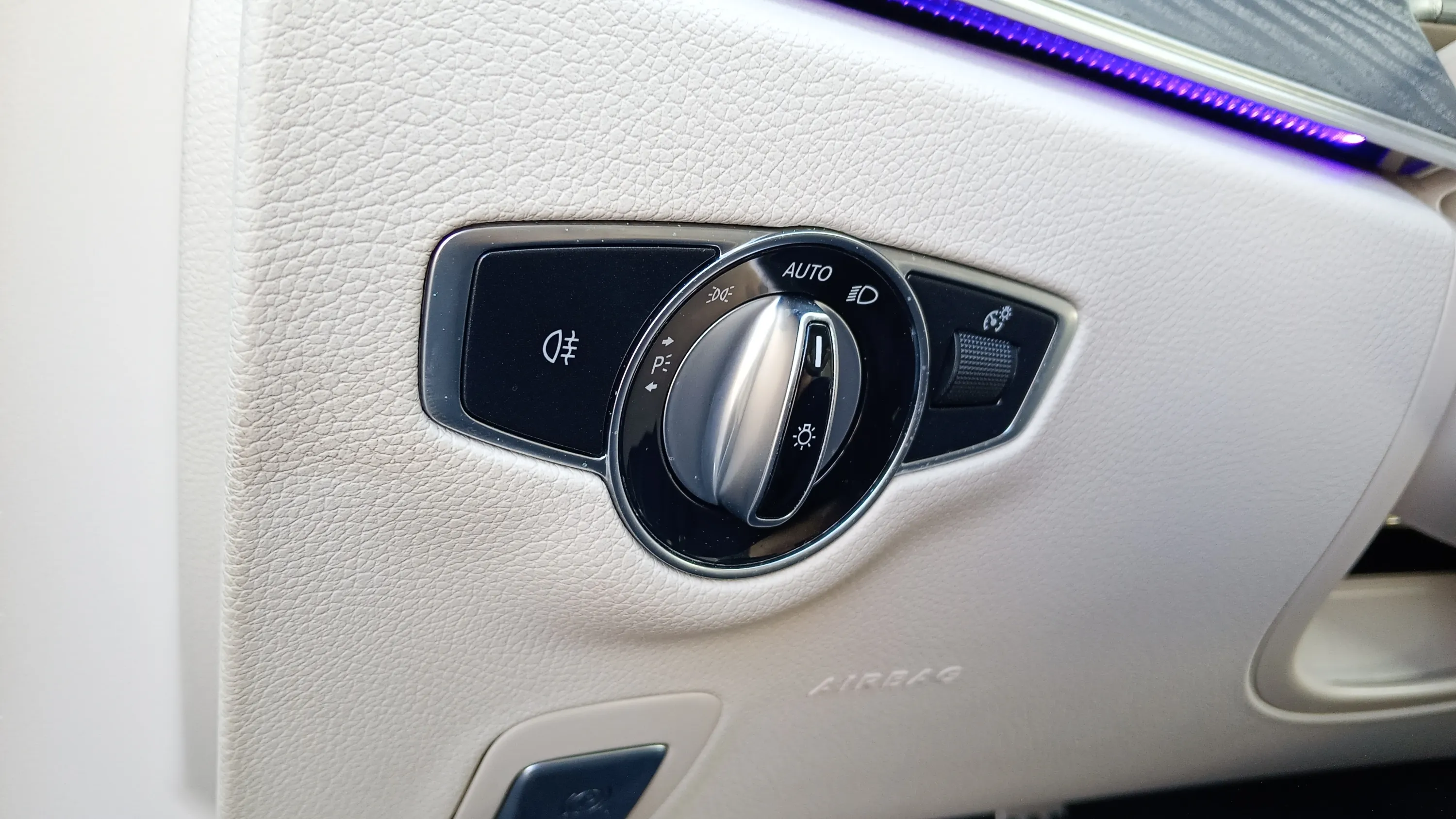 Mercedes-Benz CLS 350 - foto 20