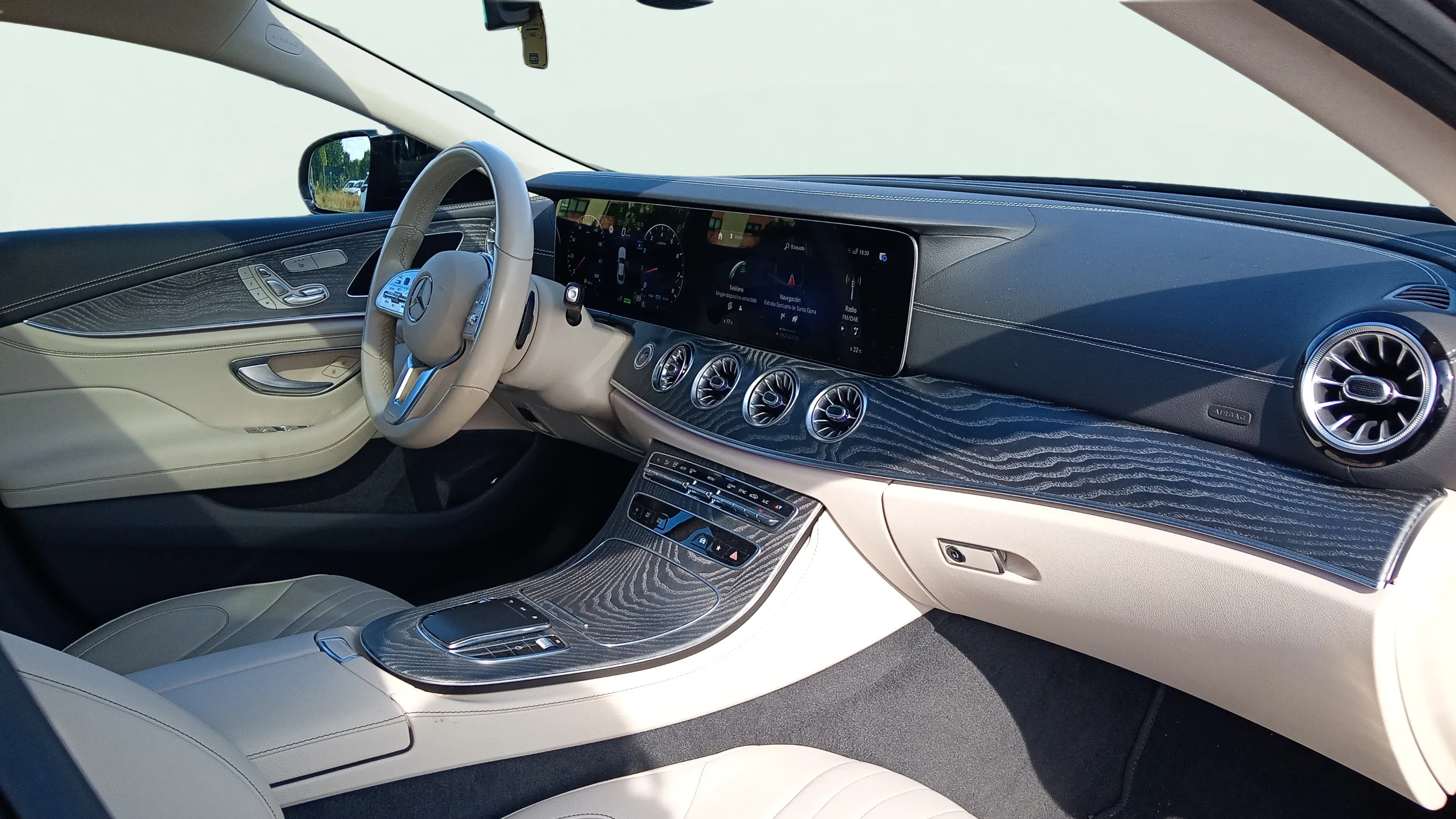Mercedes-Benz CLS 350 - foto 26
