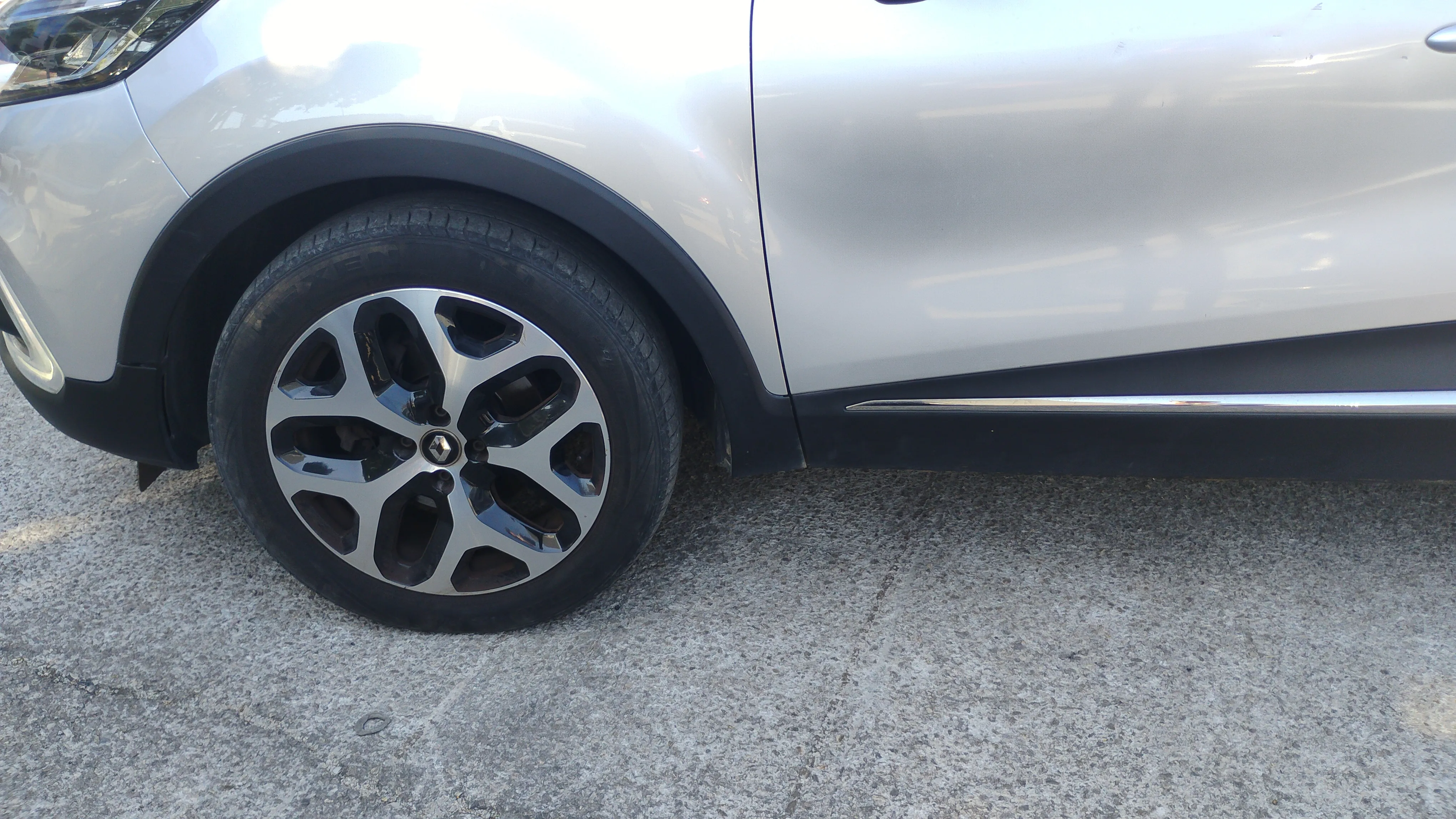 Renault Captur Zen TCe GPF - foto 14