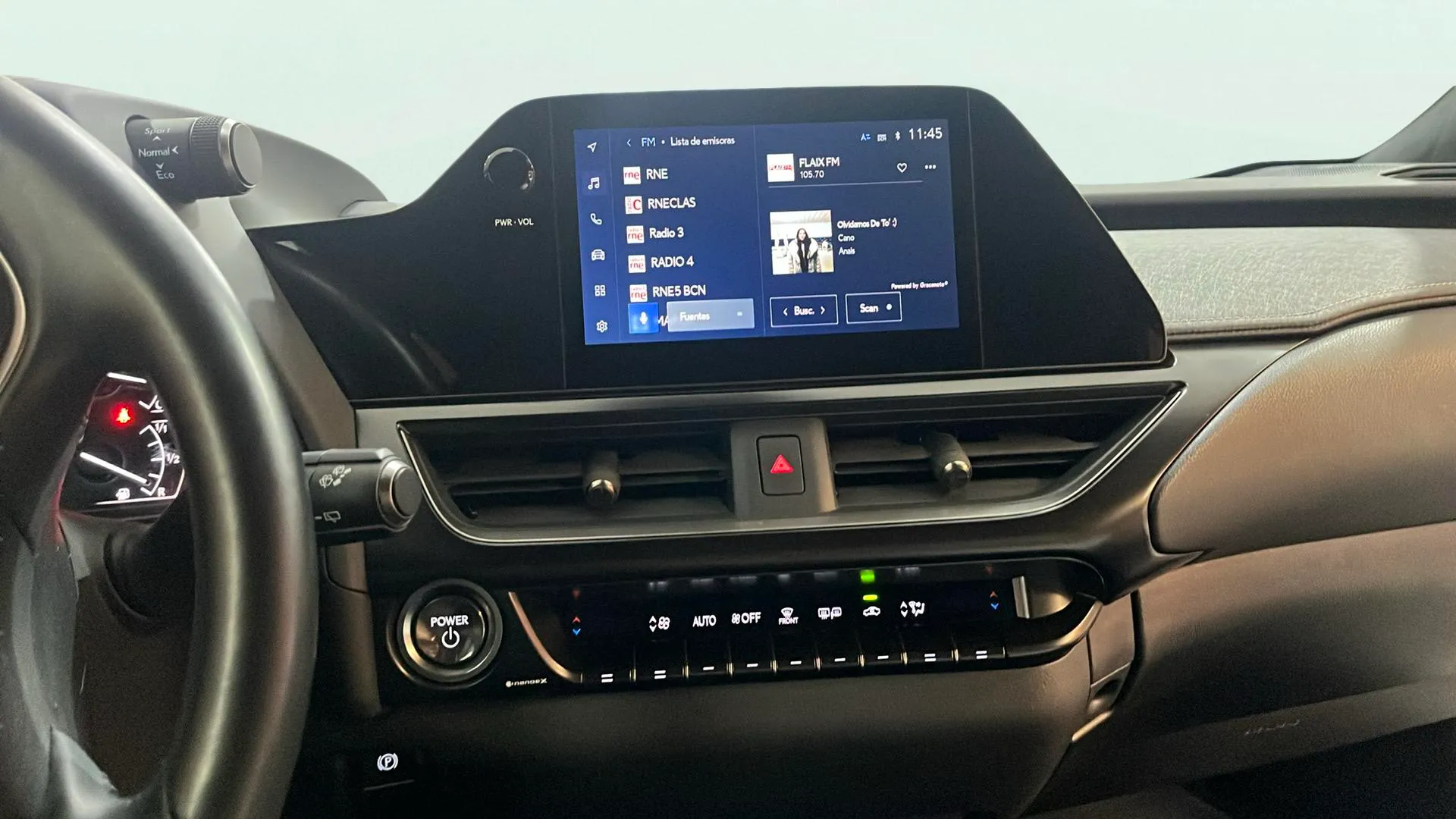 Lexus UX 2.0 250h Business - foto 13