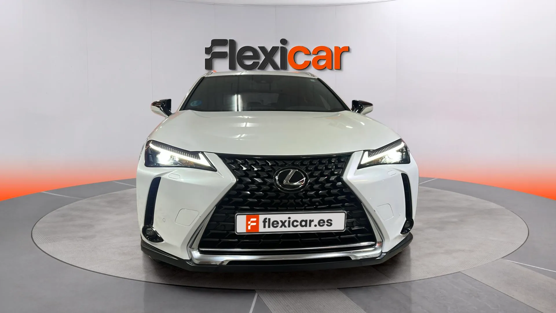Lexus UX 2.0 250h Business - foto 2